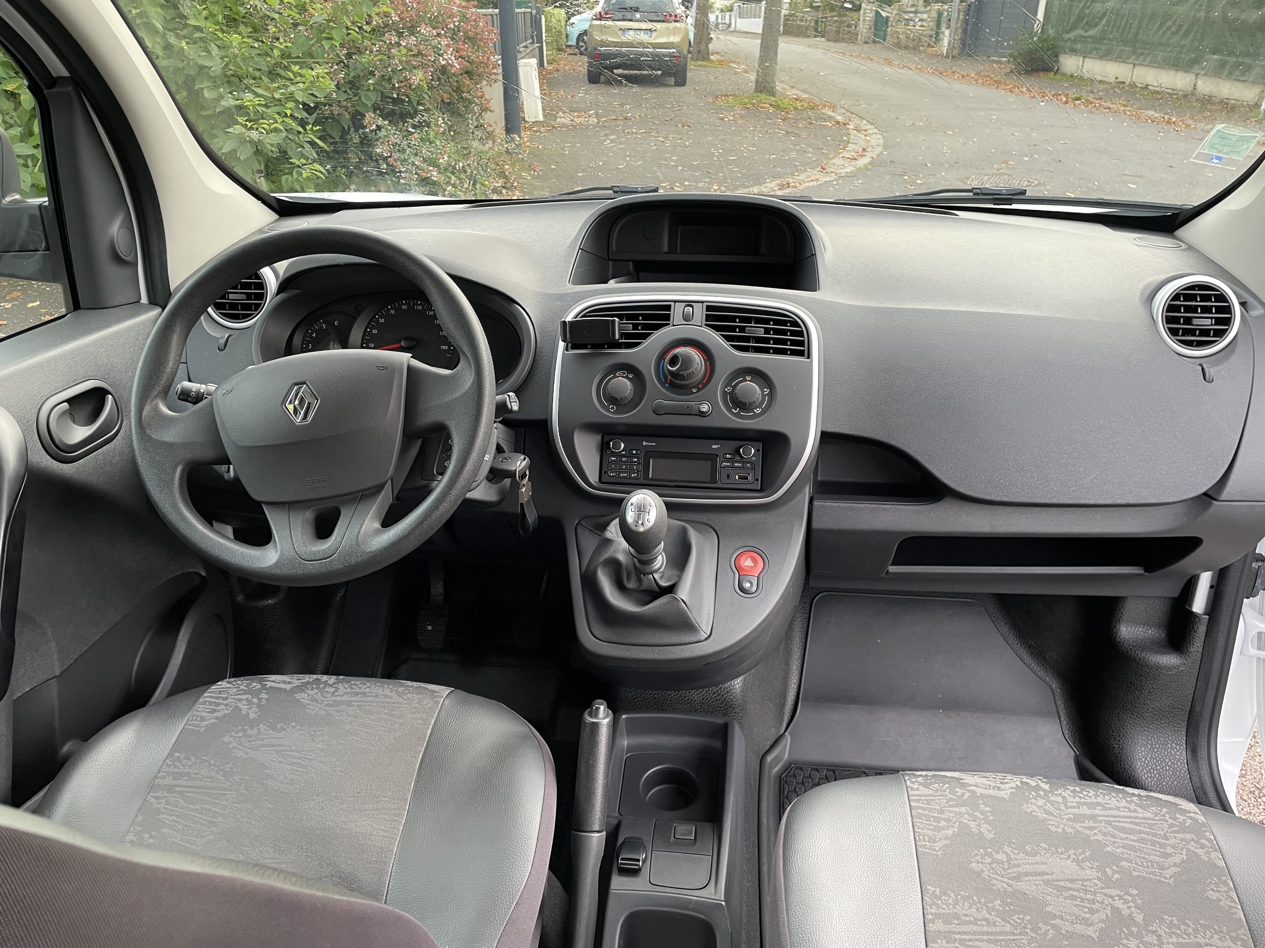 Renault Kangoo Express avec Attelage