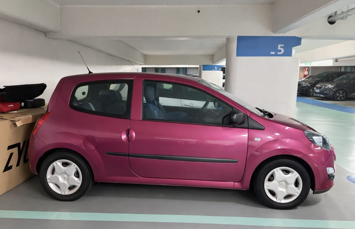 Renault Twingo avec Siège bébé
