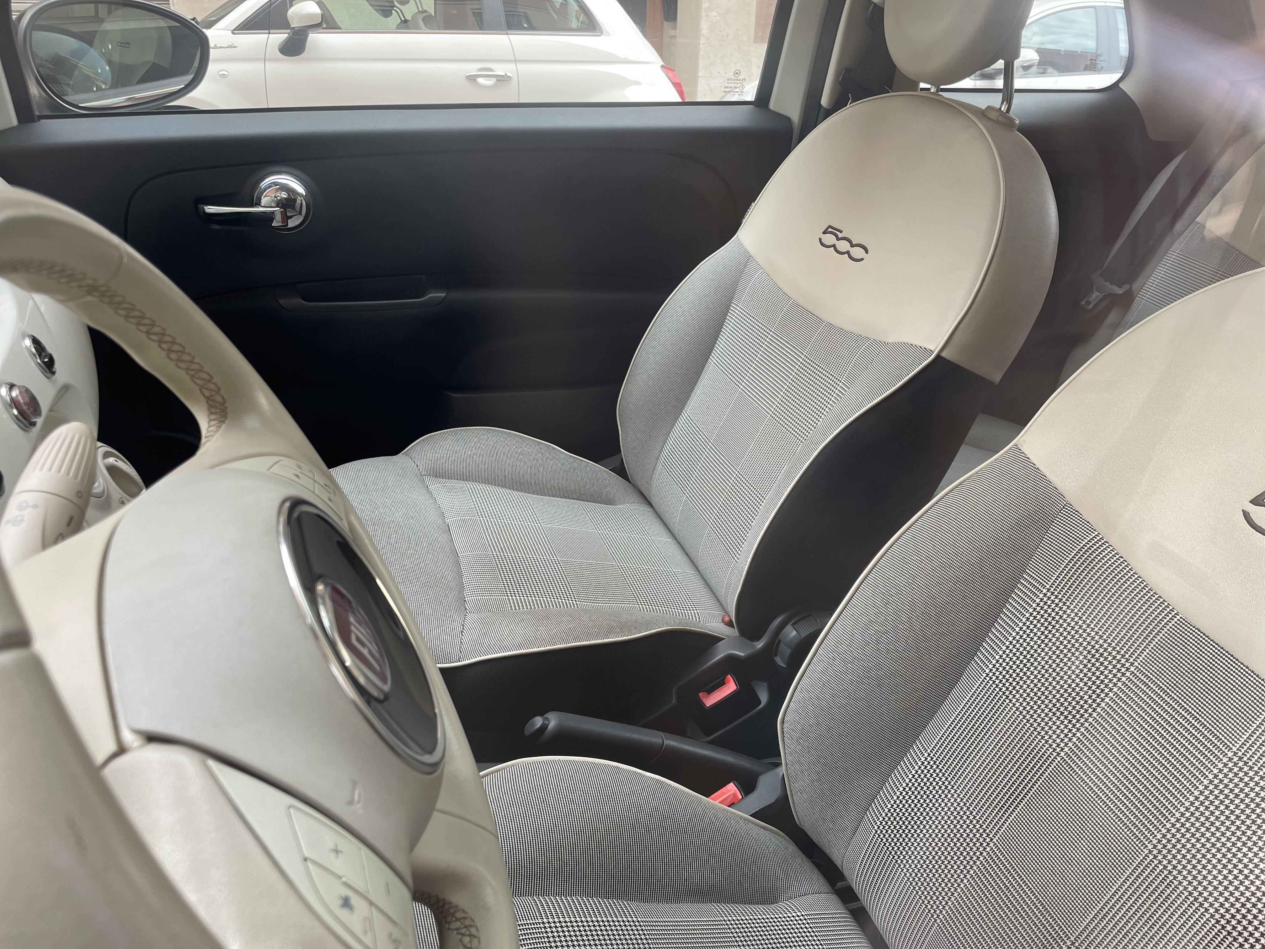 Fiat 500 con Audio Bluetooth