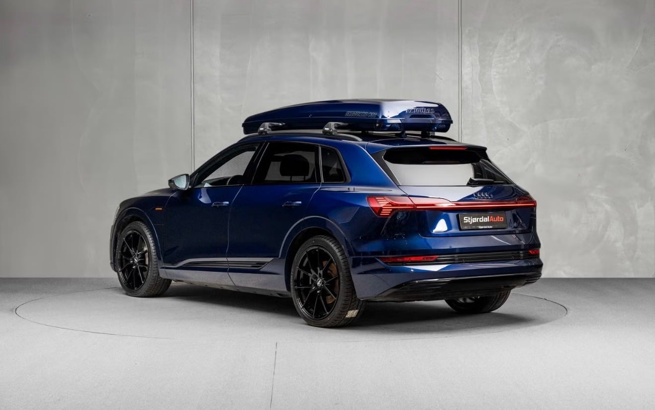Audi e-tron 55 med Ryggekamera