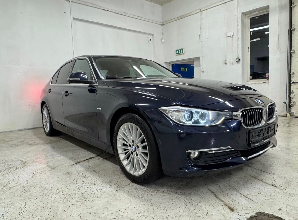 BMW 3-Serie 335I med Firehjulstrekk