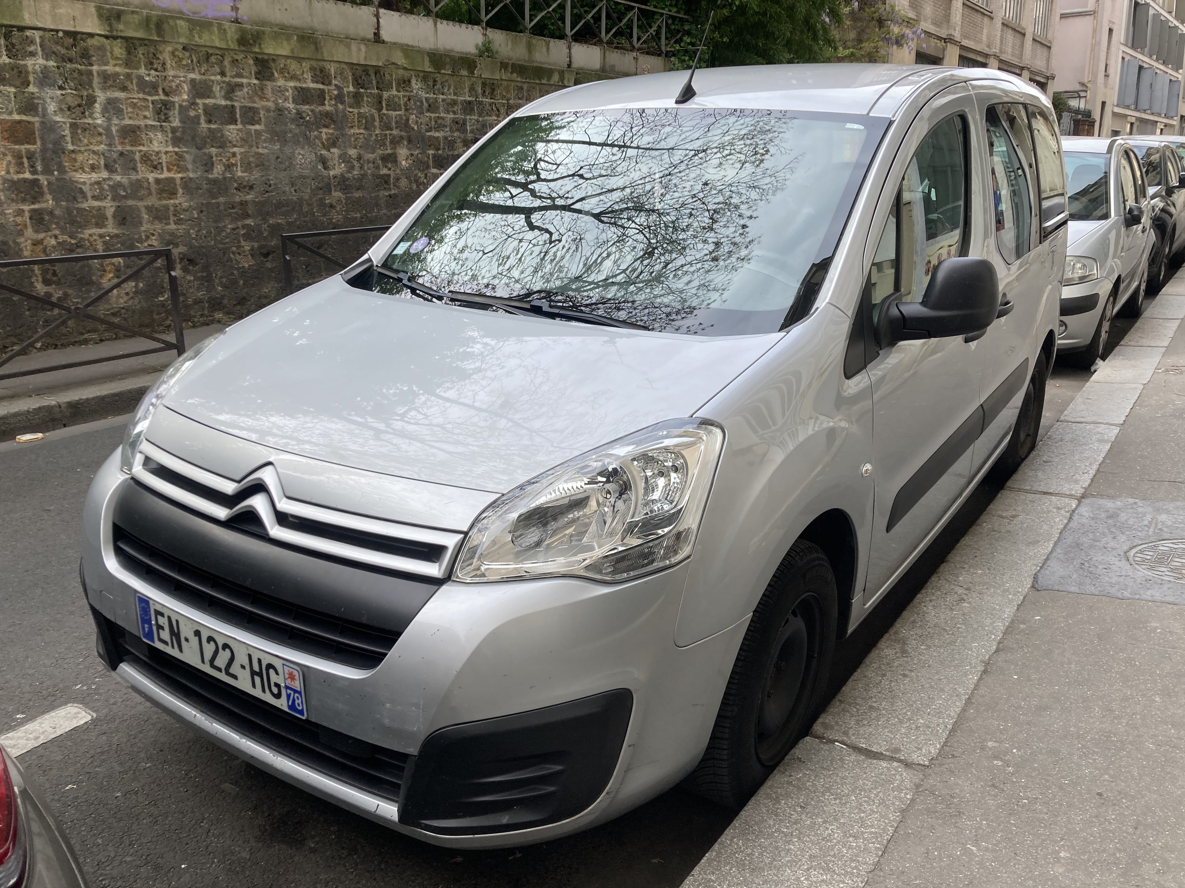 Citroen Berlingo Multispace avec Entrée audio / iPod