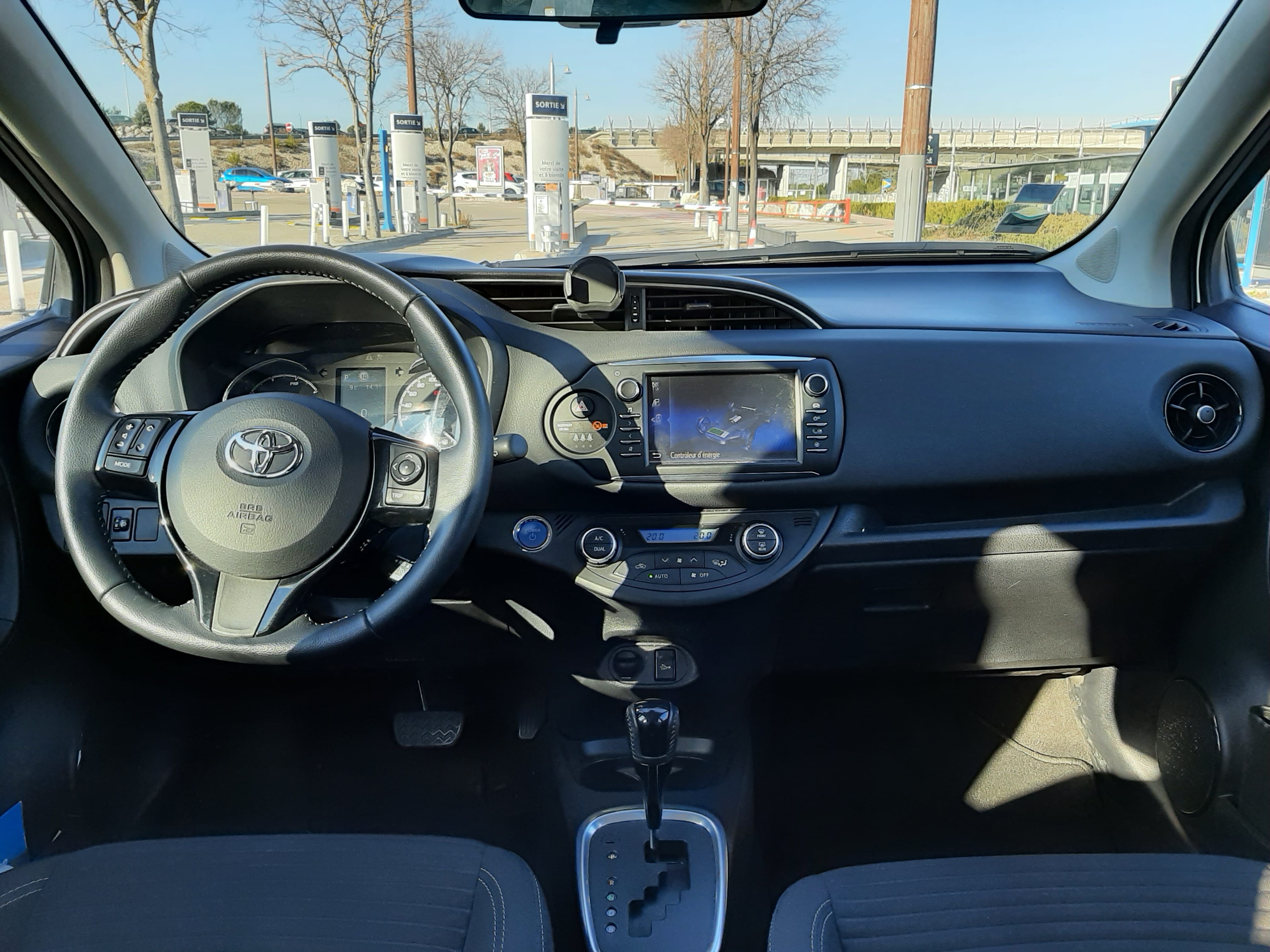 Toyota Yaris Hybride avec Siège bébé