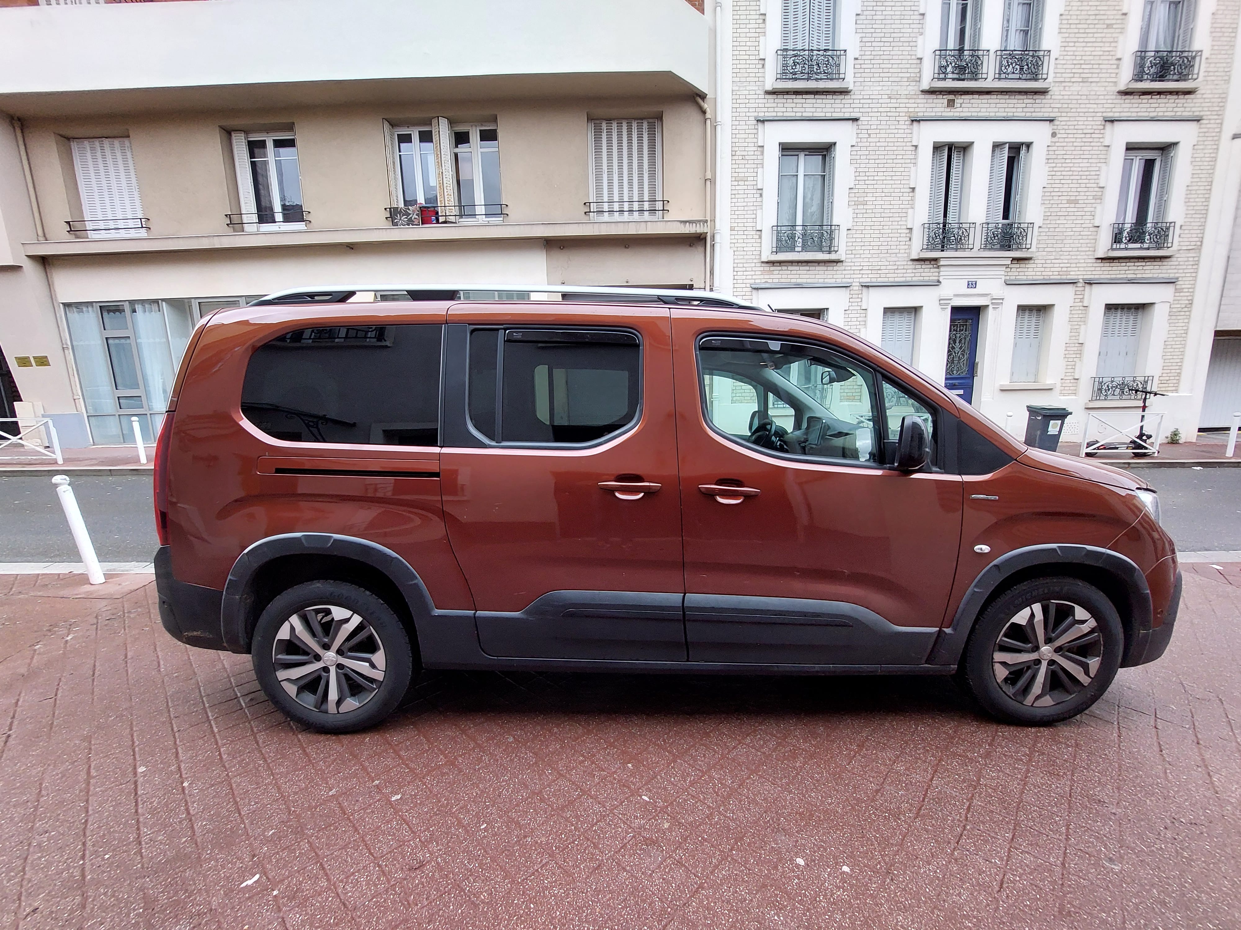 Peugeot Rifter avec Climatisation