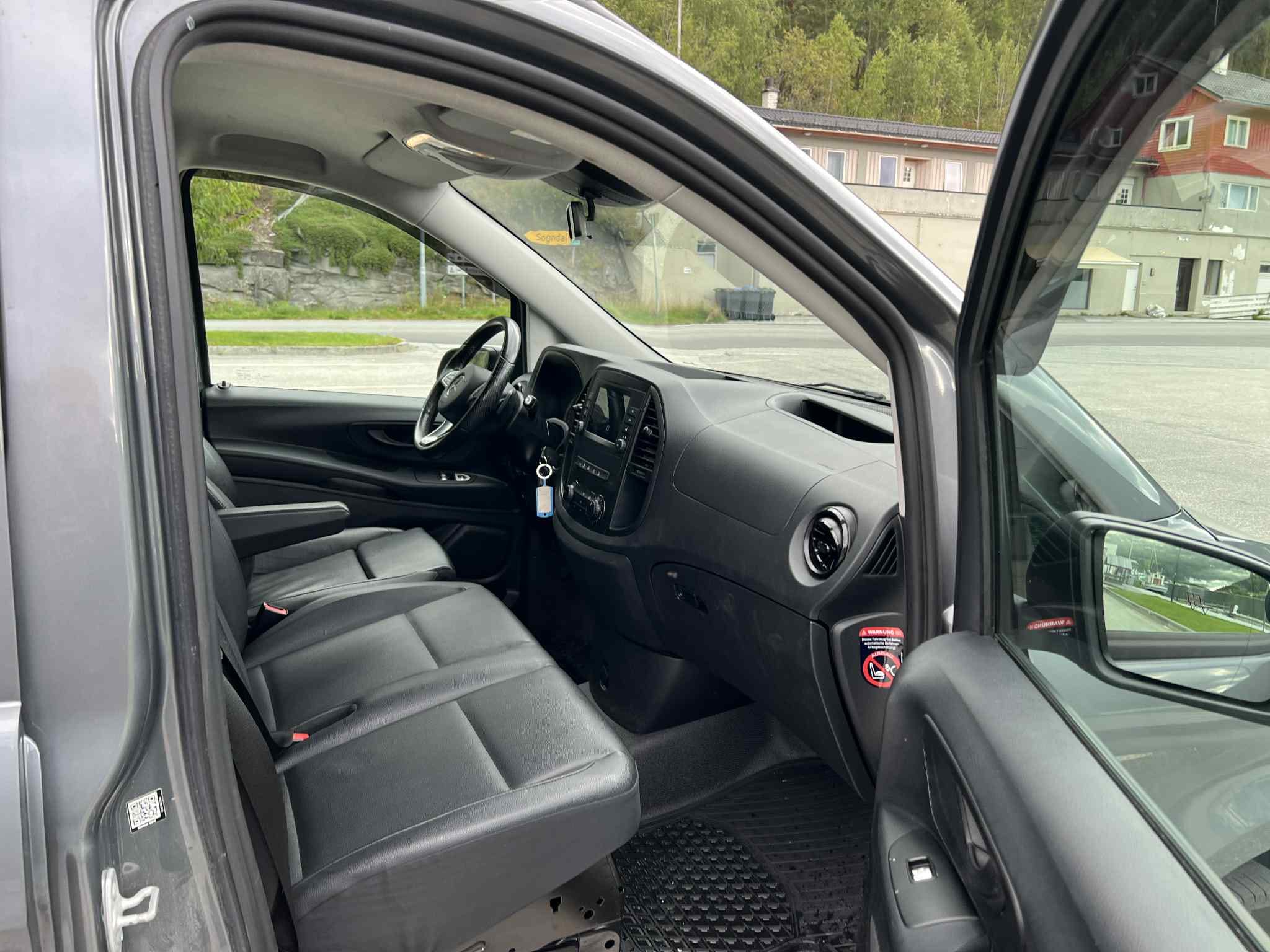 Mercedes-Benz Vito 4MATIC Varebil med Cruisekontroll