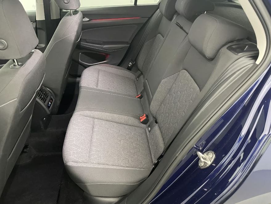 Volkswagen Golf 2.0 avec Siège bébé