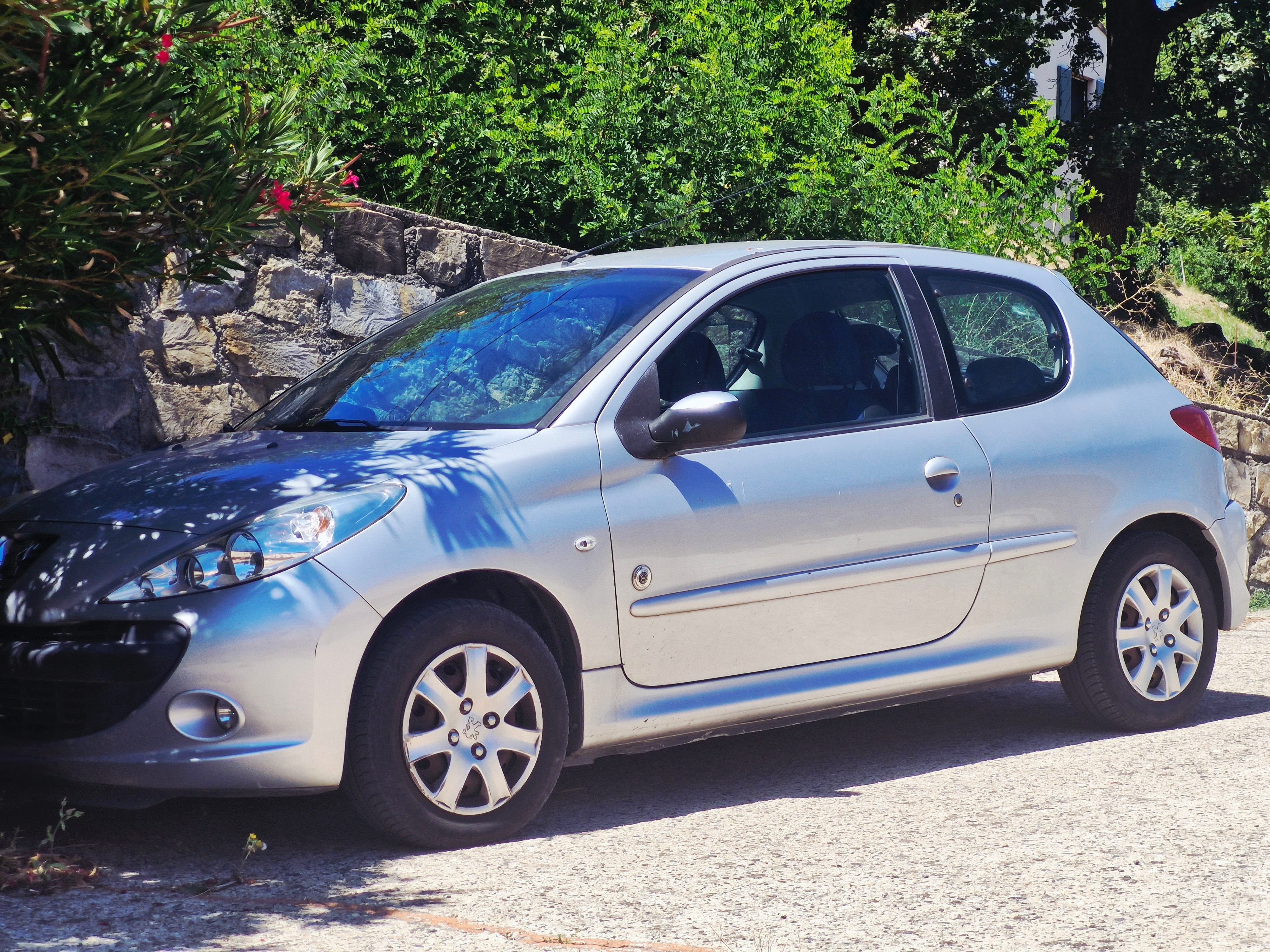 Peugeot 206+, 2012, Essence 95