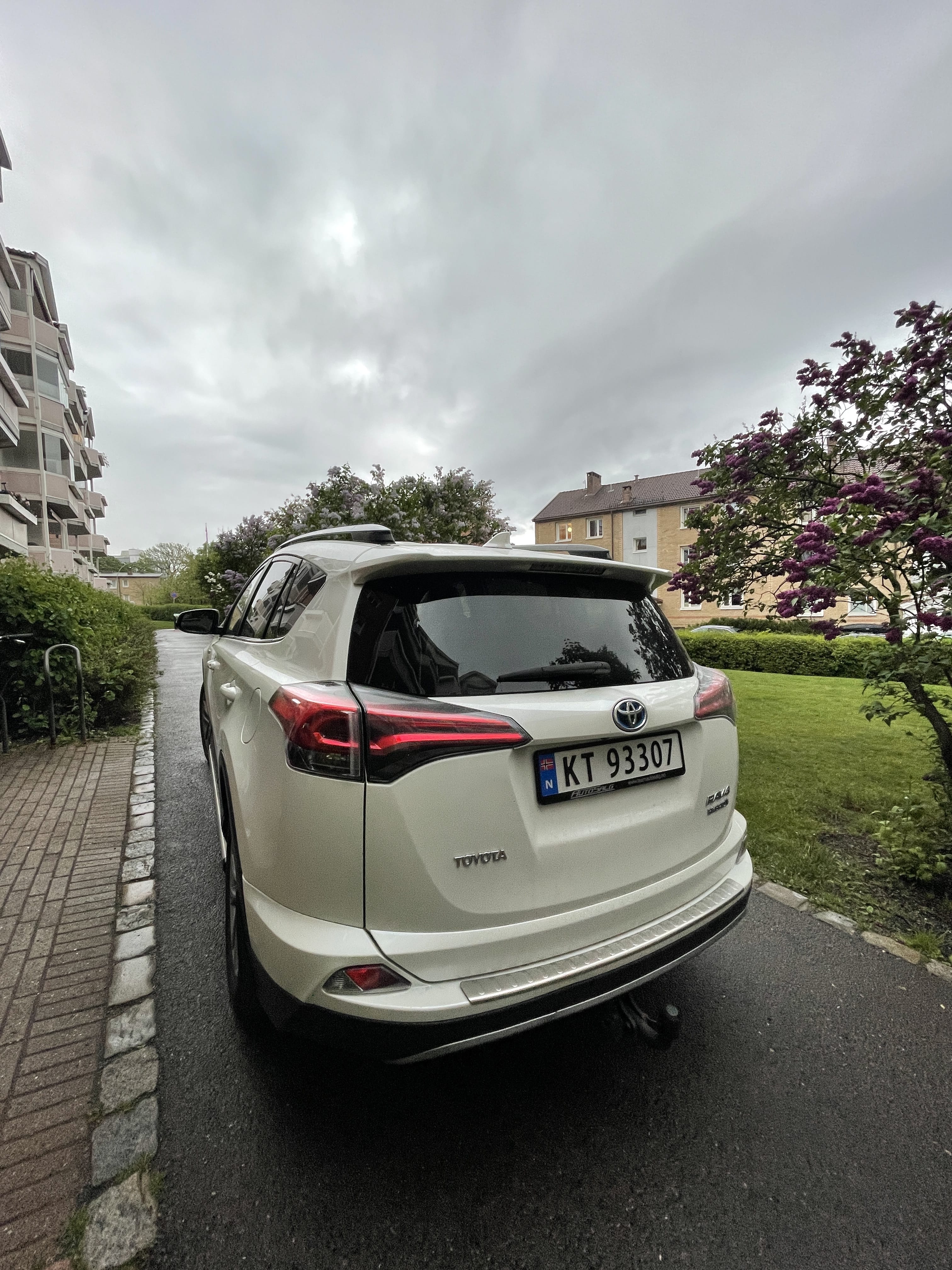 Toyota RAV4 Hybrid med Aircondition
