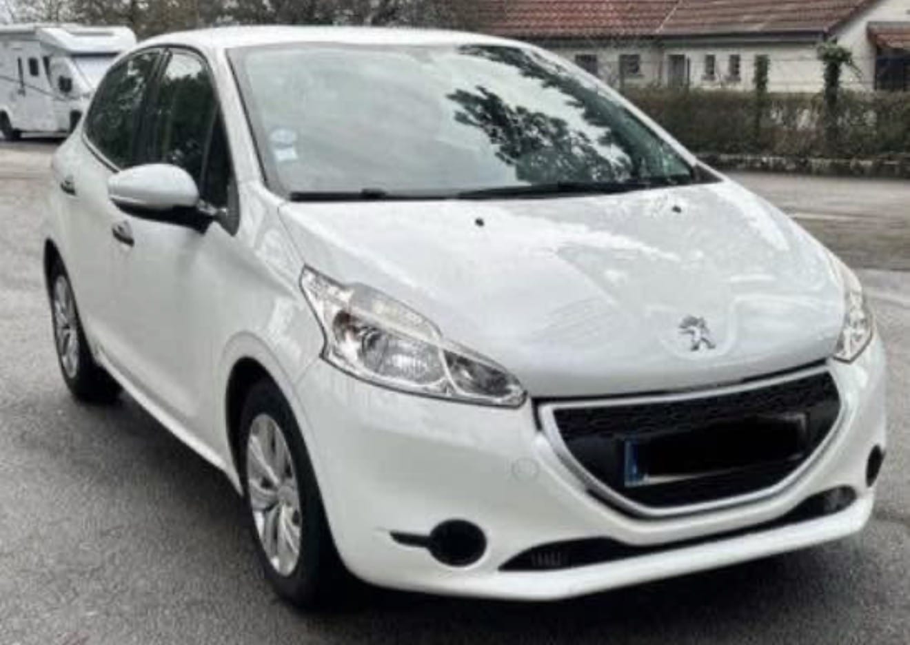 Peugeot 208, 2015, Essence 98