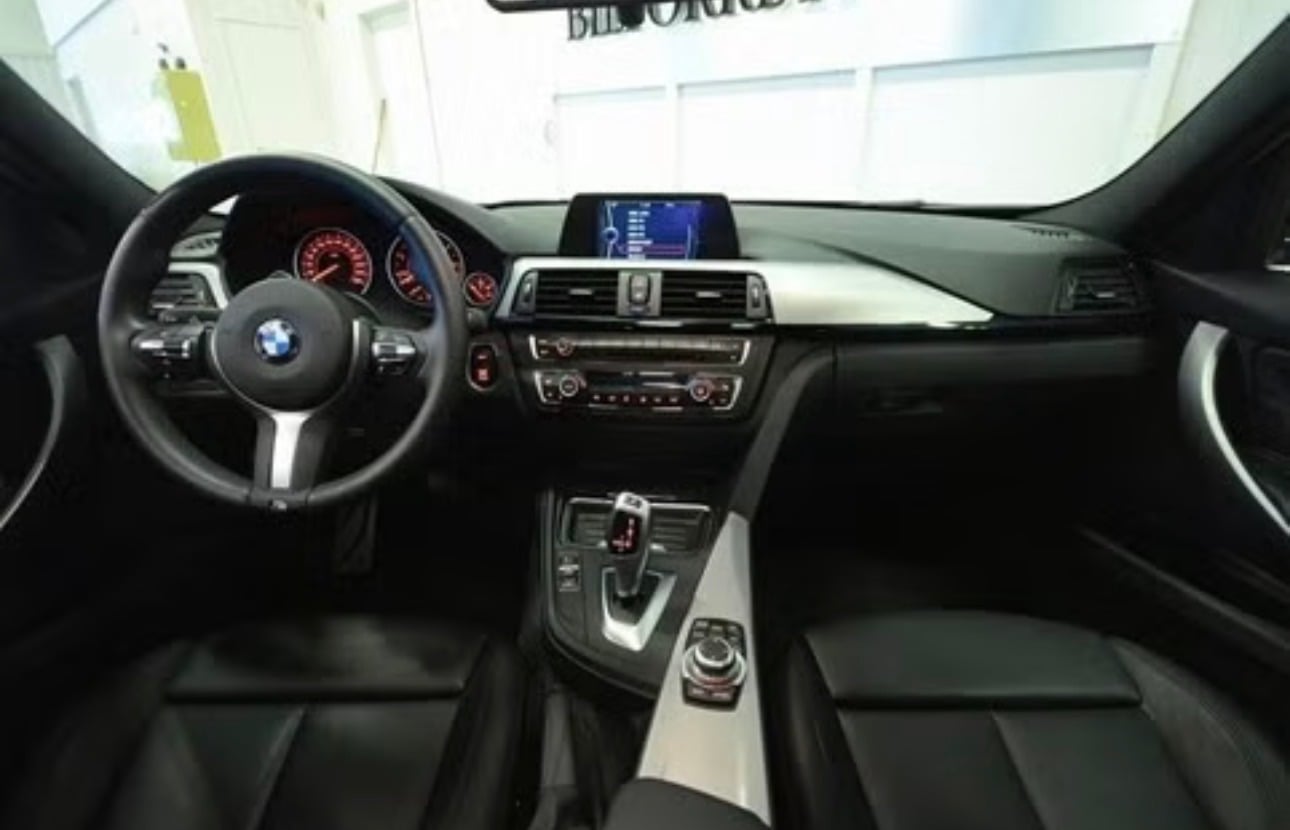 BMW 3-Serie 318d med Cruisekontroll