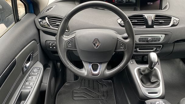 Renault Grand Scenic III 546 mit Klimaanlage