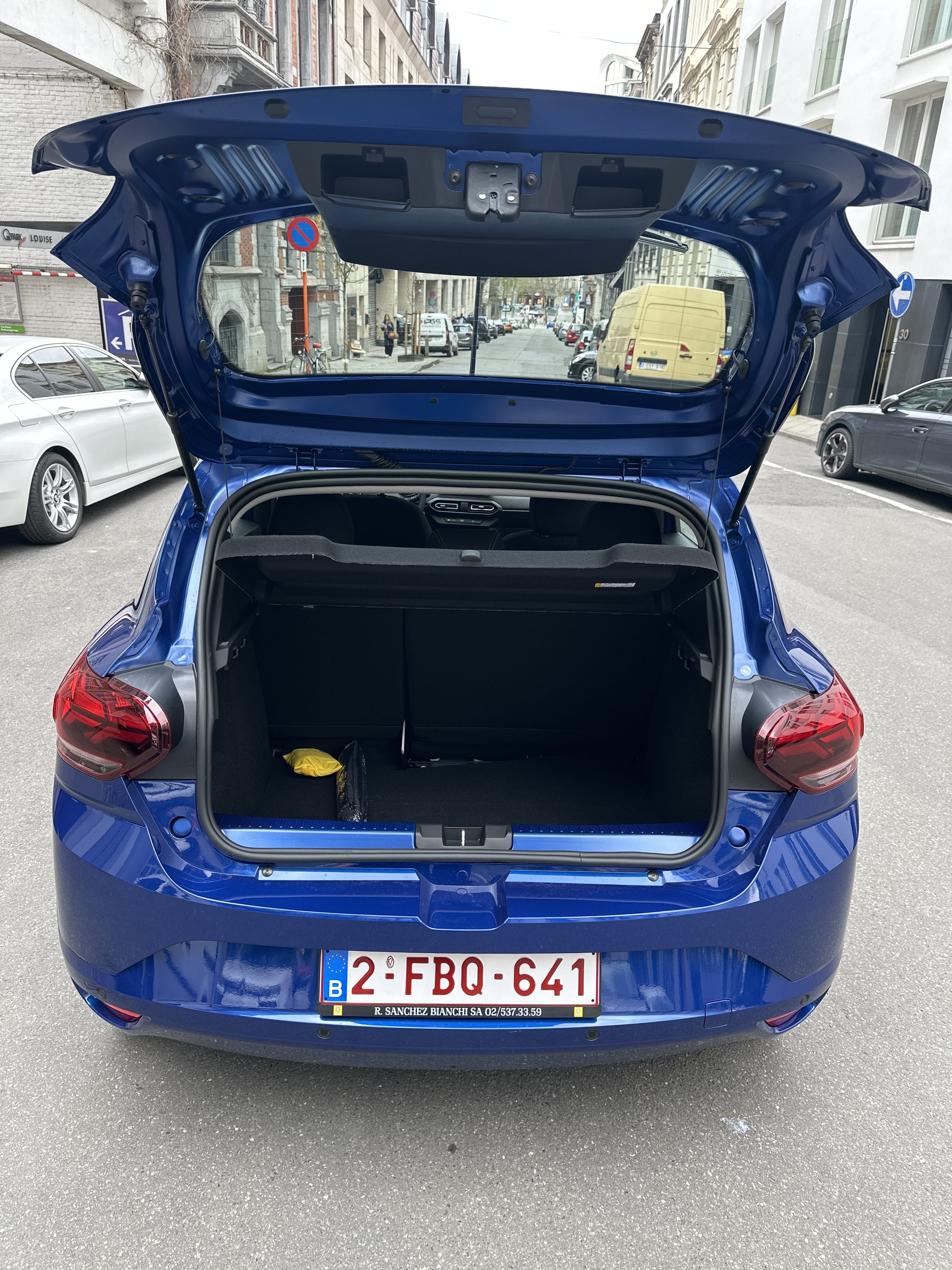Dacia Sandero with Apple CarPlay