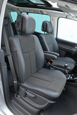 Renault Grand Espace avec Siège bébé