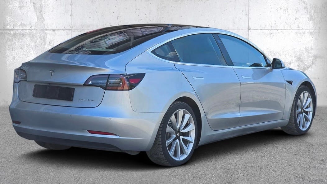 Tesla Model 3 Long Range med Aircondition