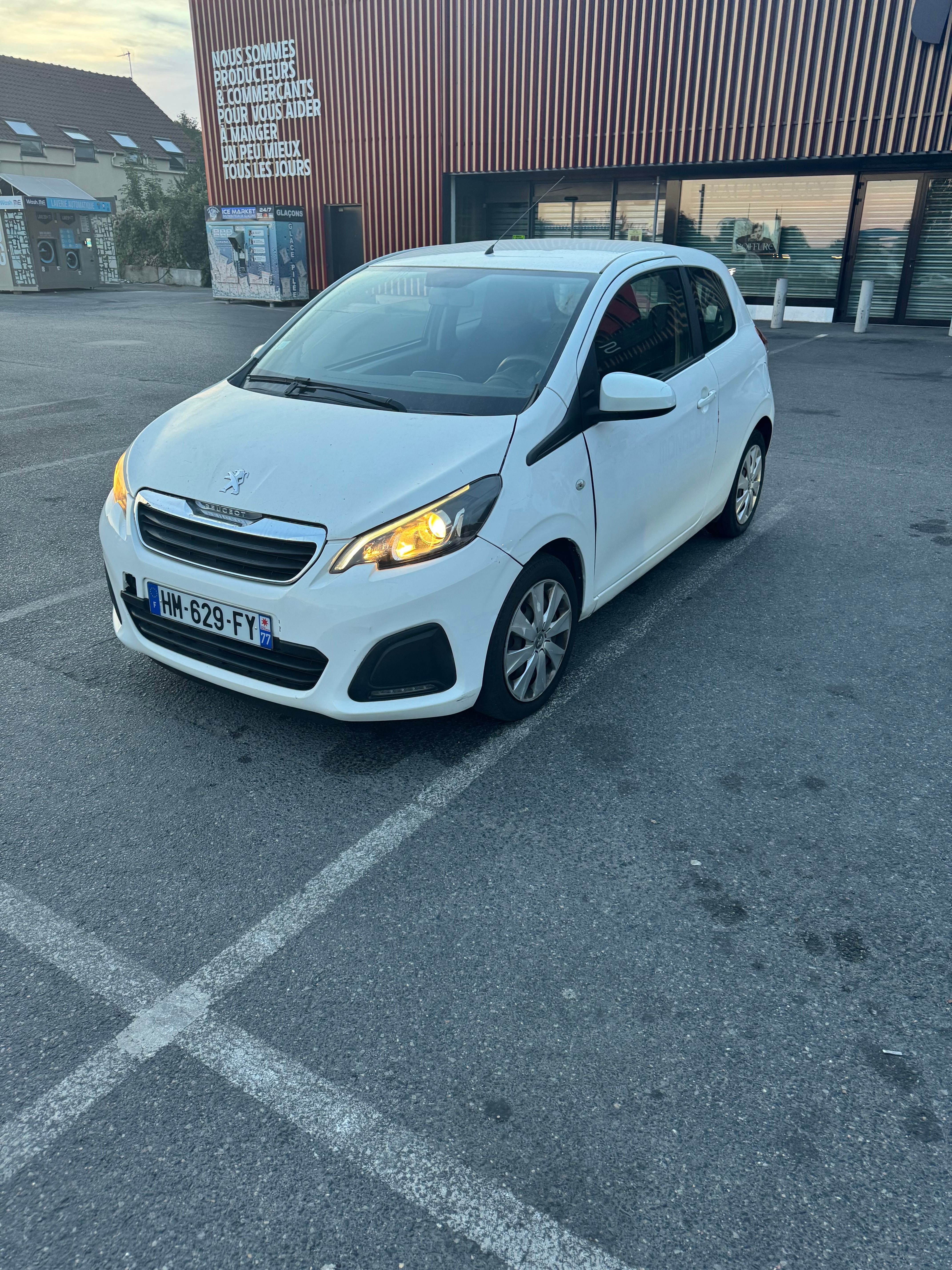 Peugeot 108, 2015, Essence 95