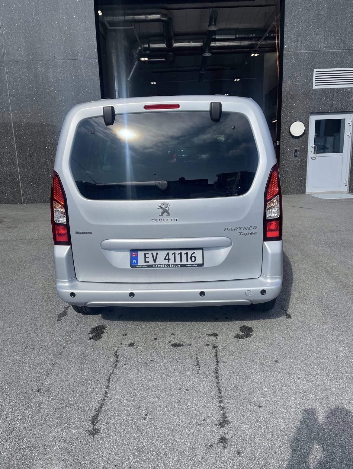 Peugeot Partner Tepee med Lydinngang