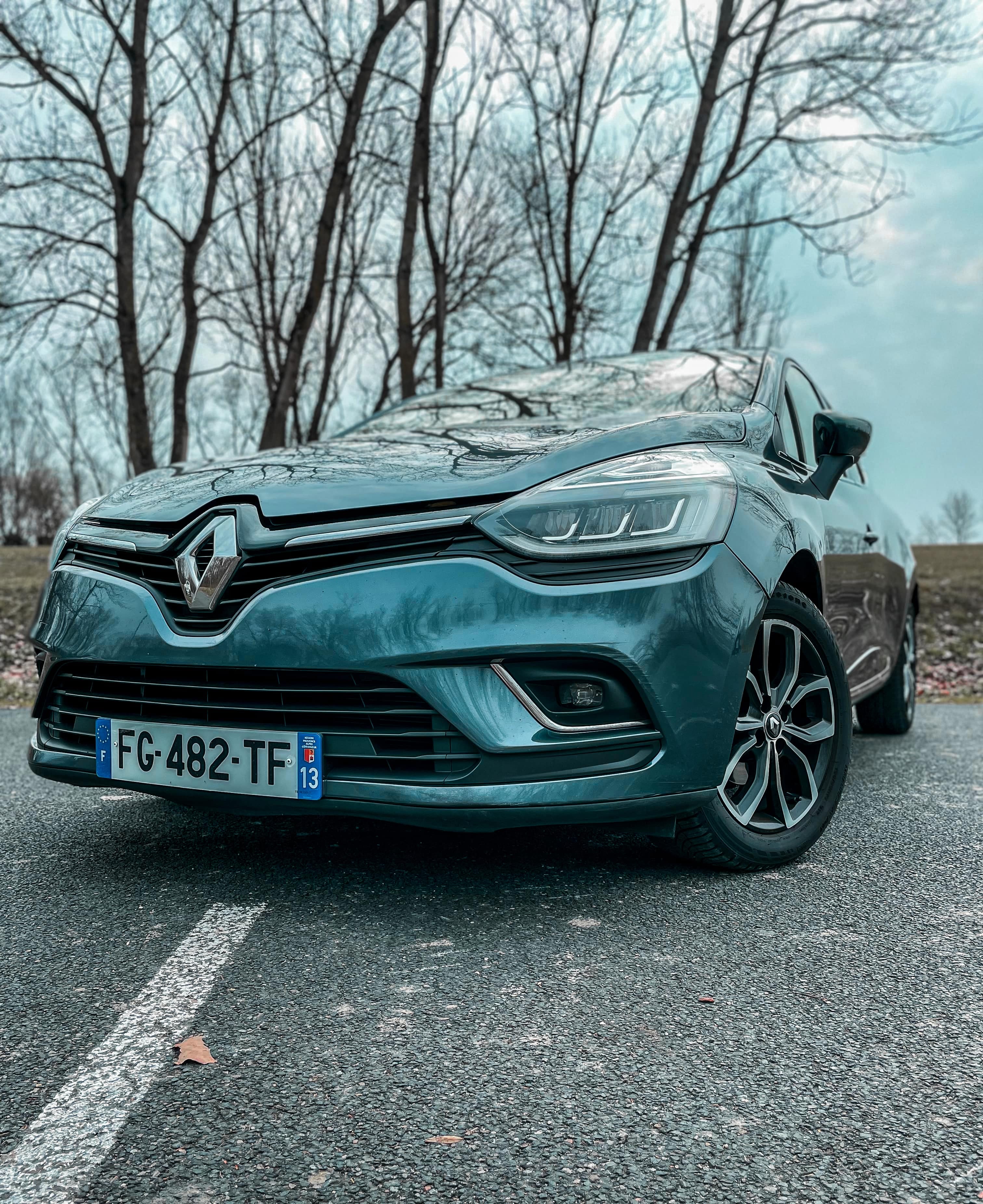 Renault Clio avec Climatisation