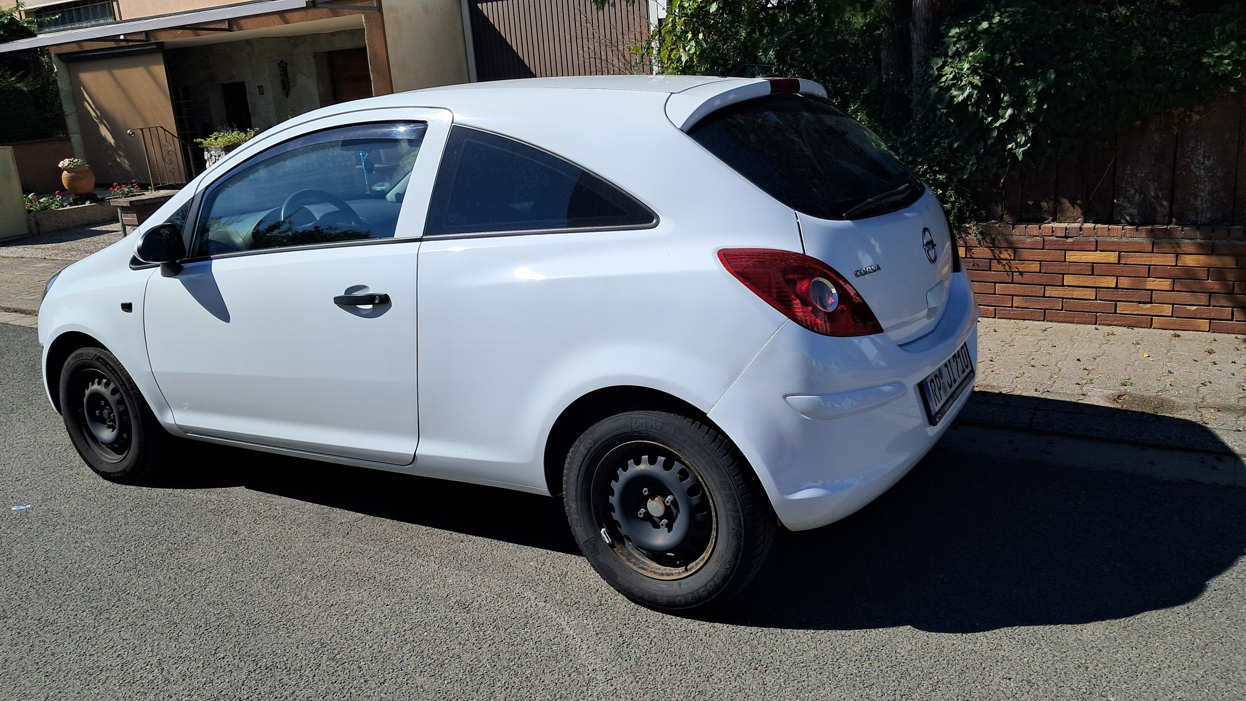 Opel Corsa mit USB-Ladeanschlüsse