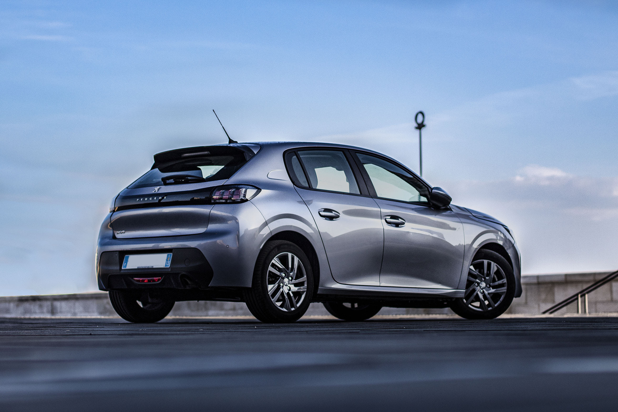 Peugeot 208 #991 NL AP-Schuman avec GPS