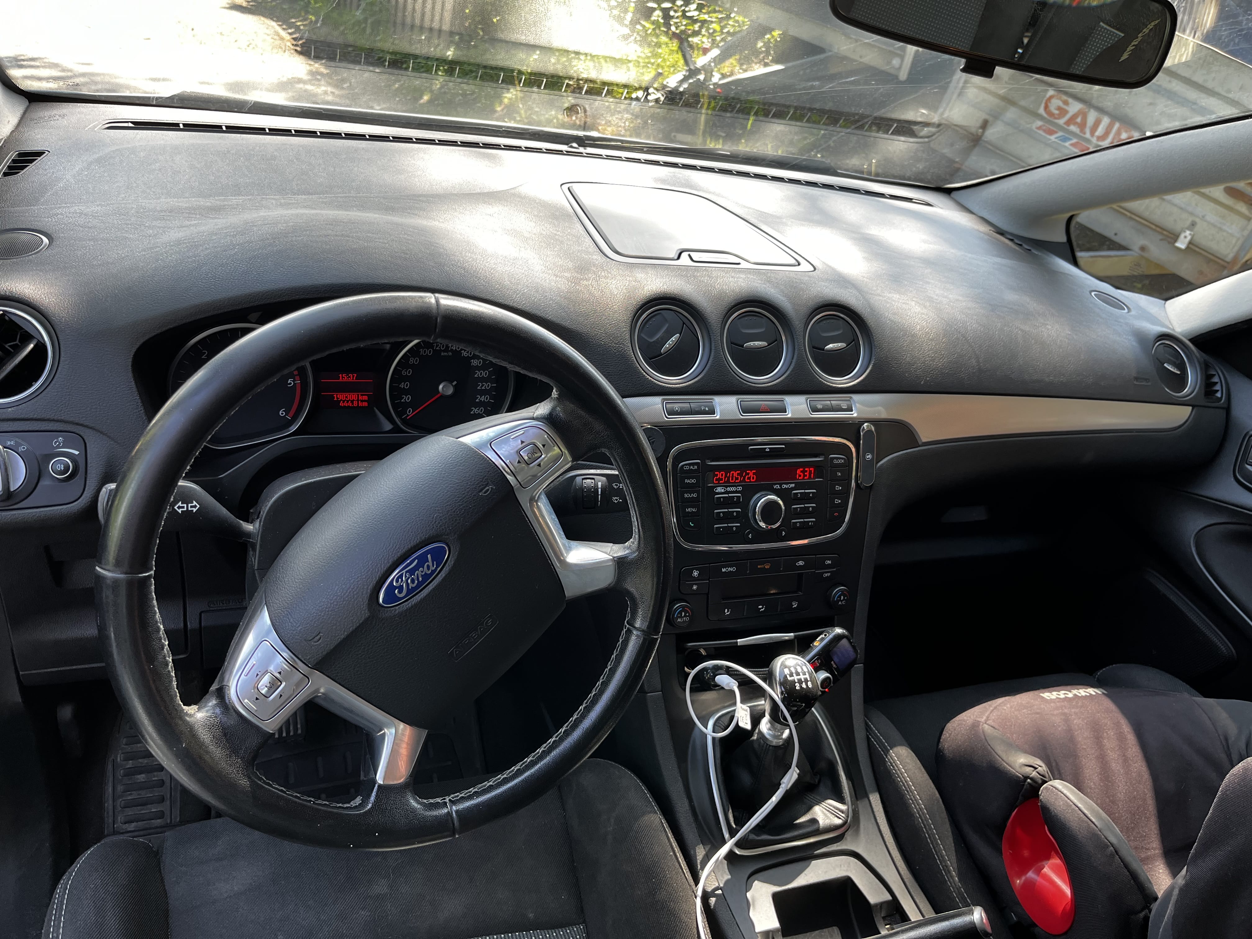 Ford S-Max med USB ladeuttak