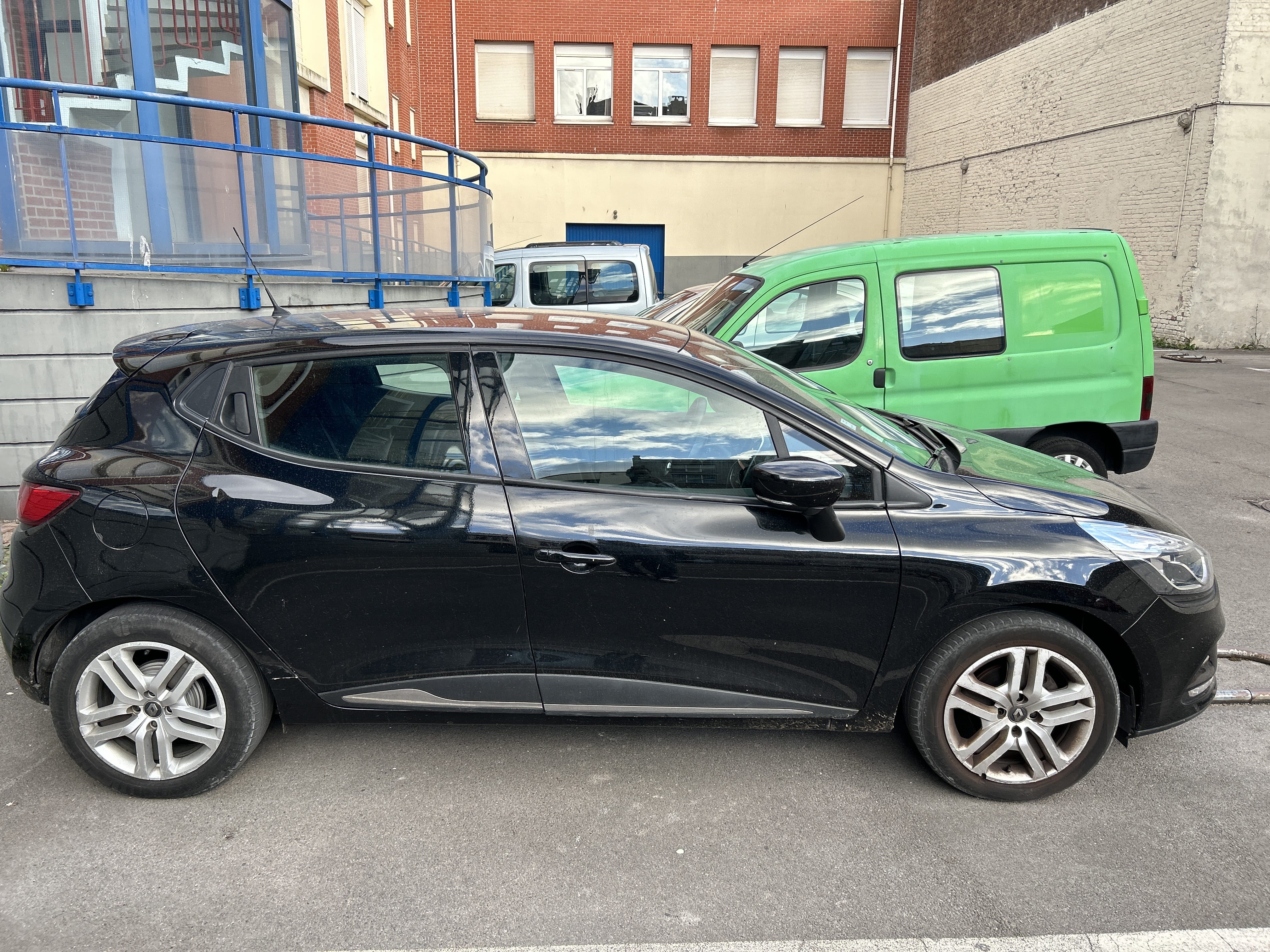 Renault Clio avec Climatisation