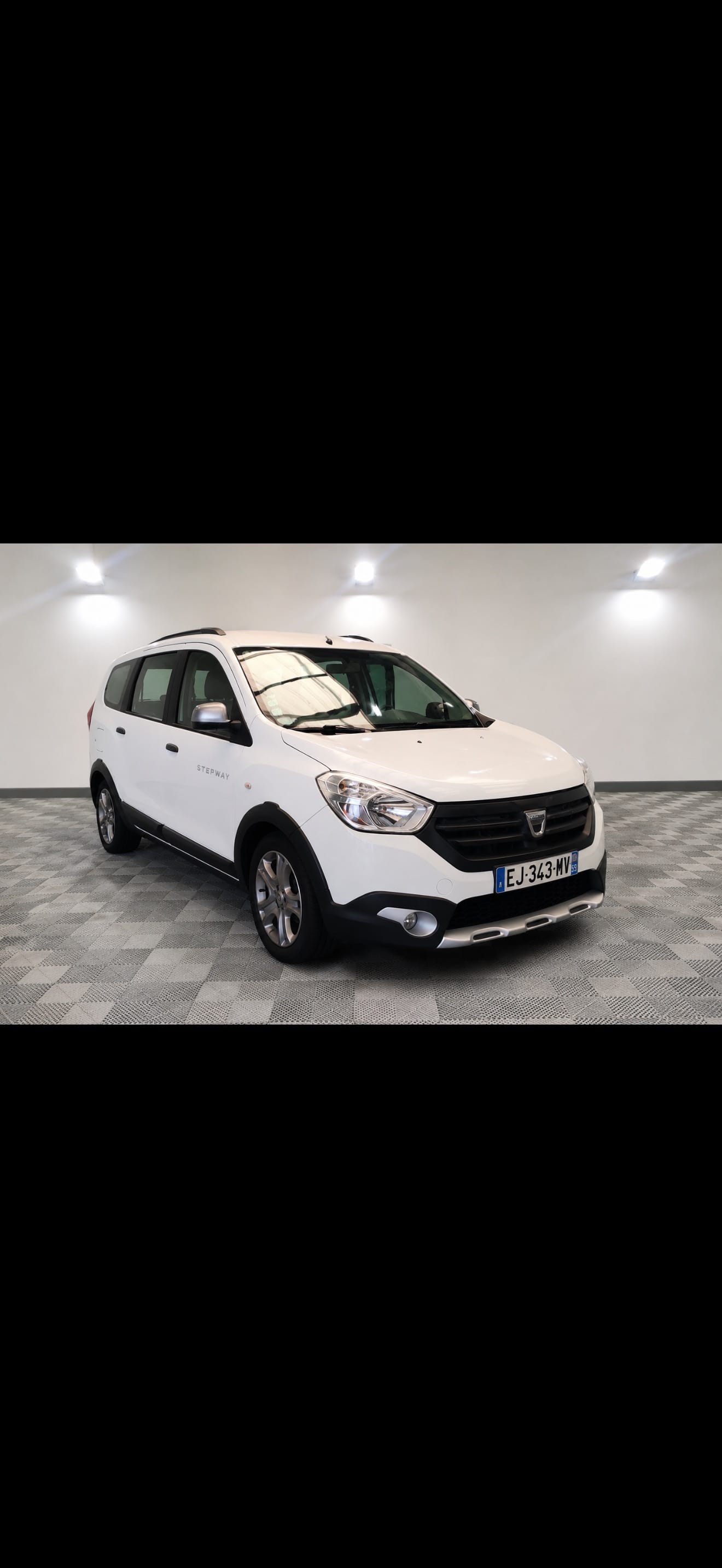 Dacia Lodgy, 2017, Essence 95, 7 places