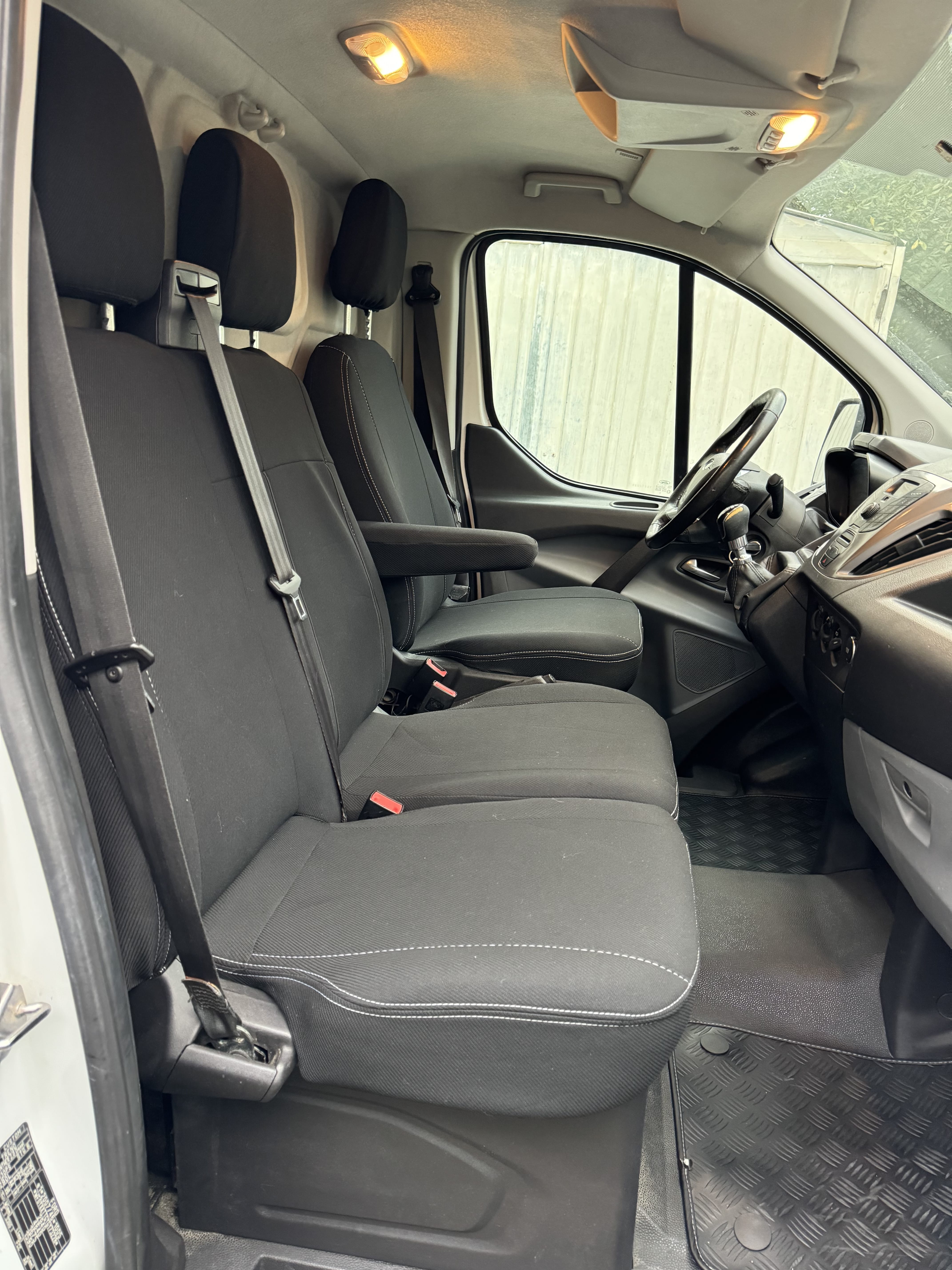 Ford Transit Custom Fourgon 2.0 TDCI 130ch