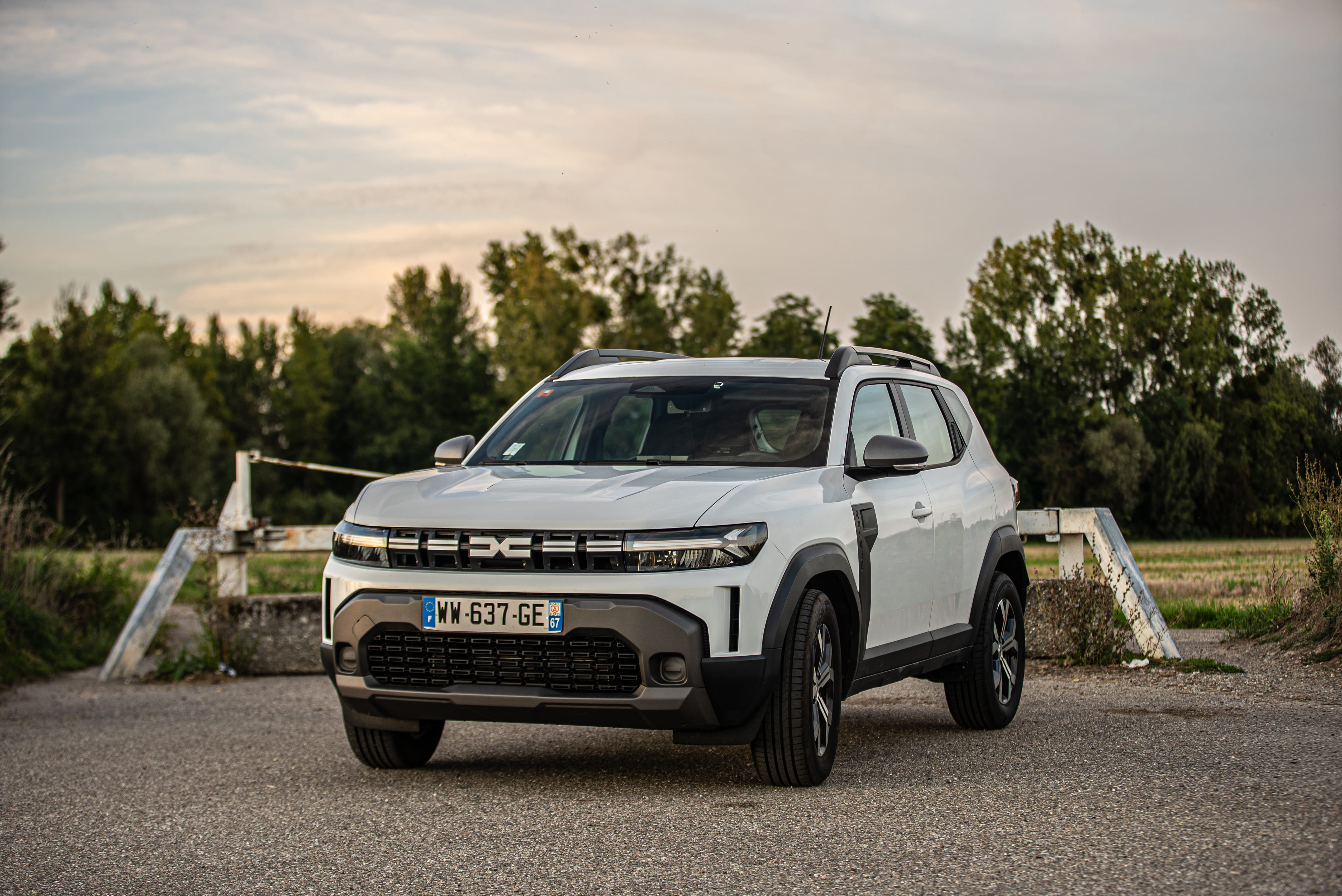 Dacia Duster 3, 2025, Essence 95 / Électrique (hybride)