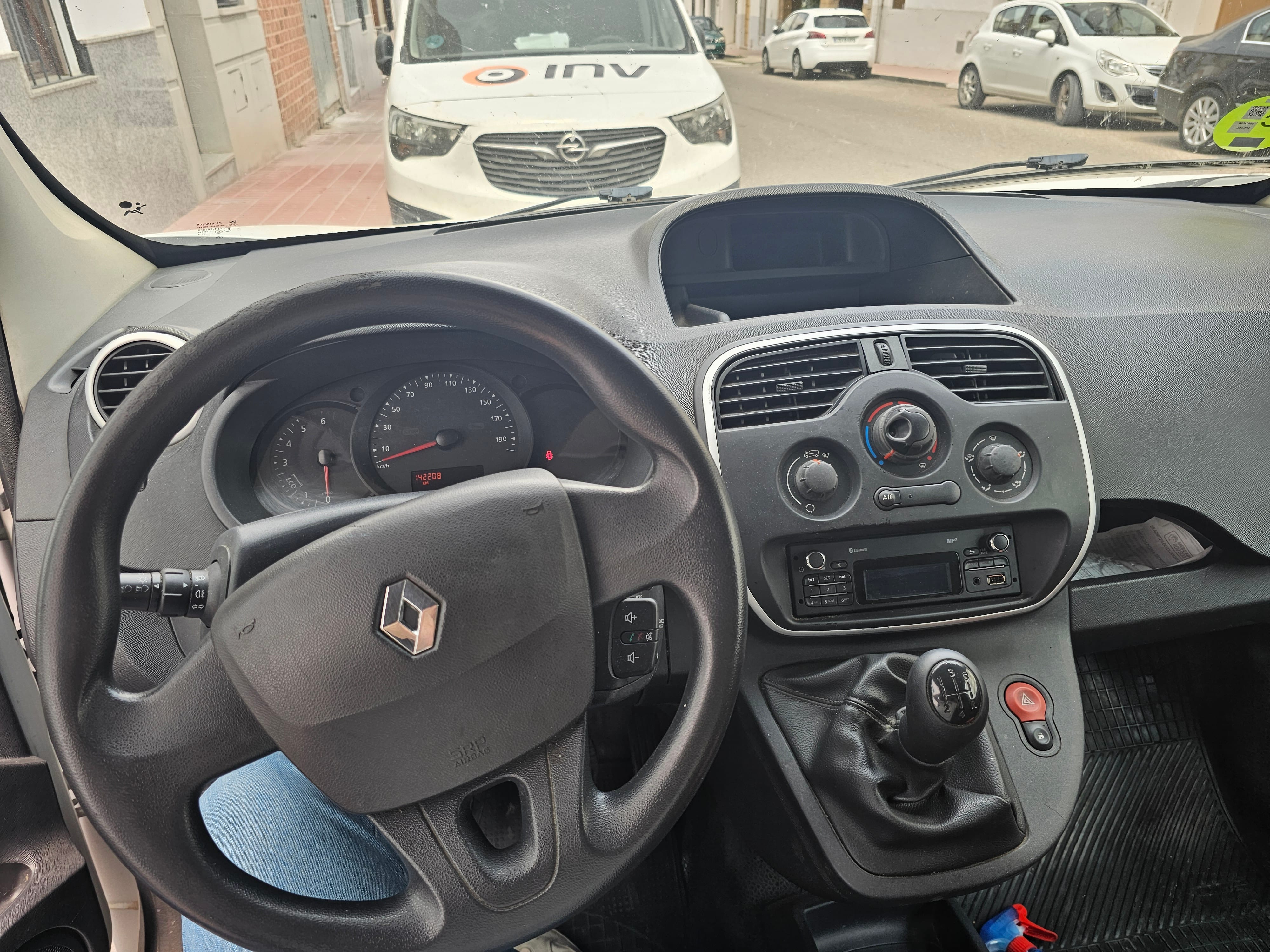 Renault Kangoo Express con Entrada de Audio/iPod