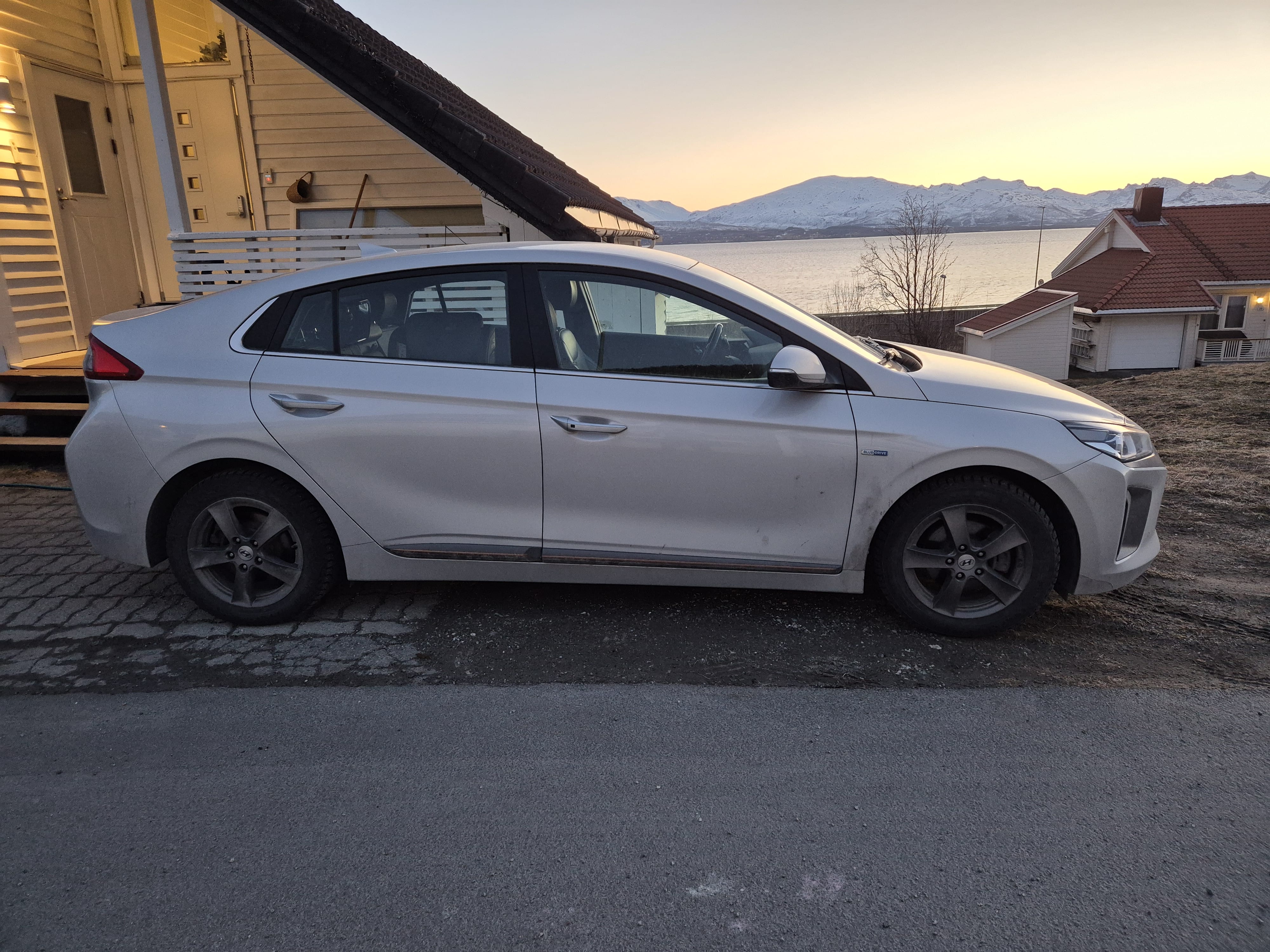 Hyundai Ioniq con Aire acondicionado