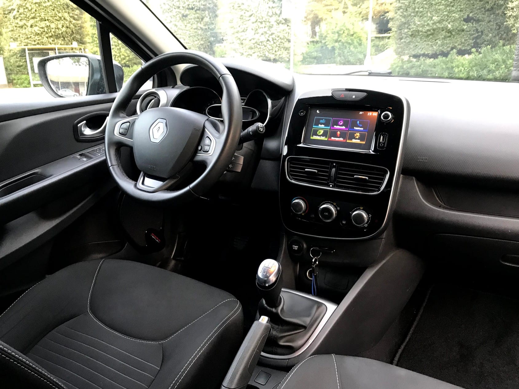 Renault Clio Limited met Cruise control