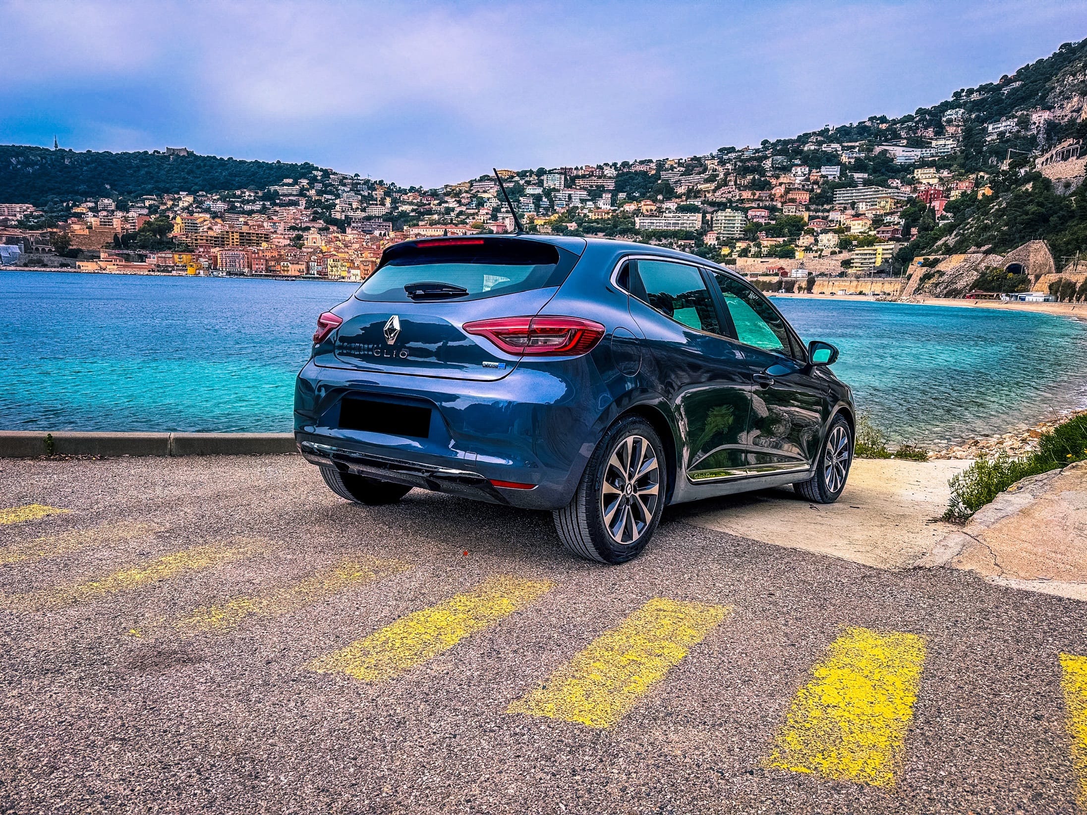 Renault Clio E-tech 914 avec GPS