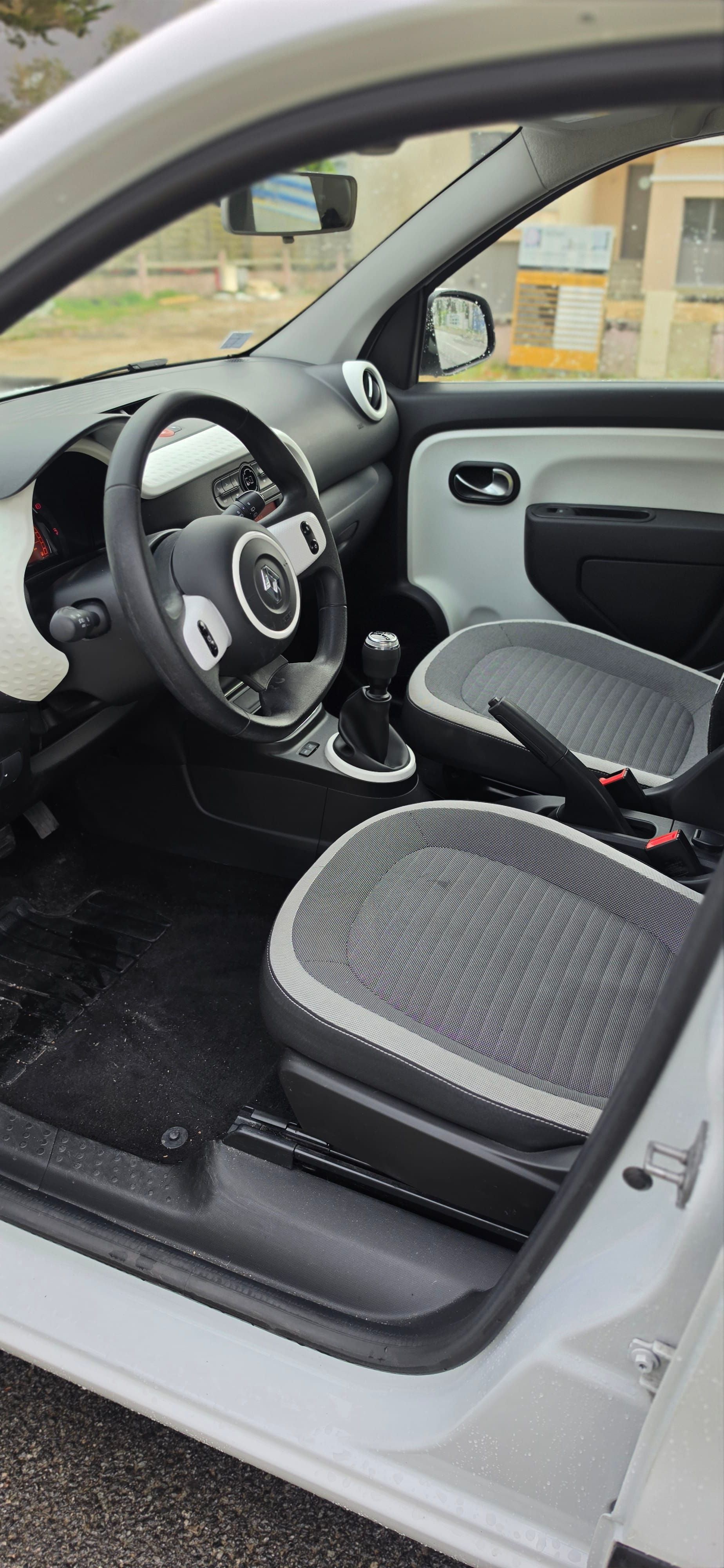Renault Twingo III avec Audio Bluetooth