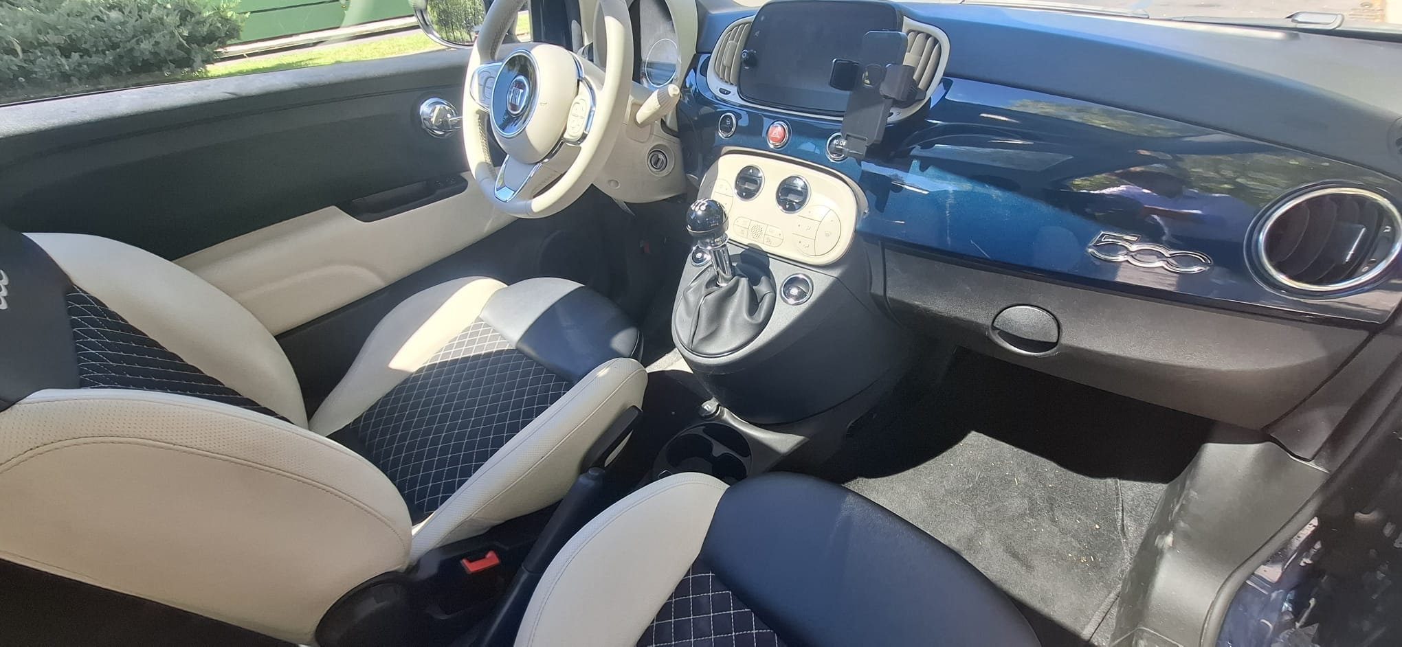 Fiat 500 Híbrido con Android Auto