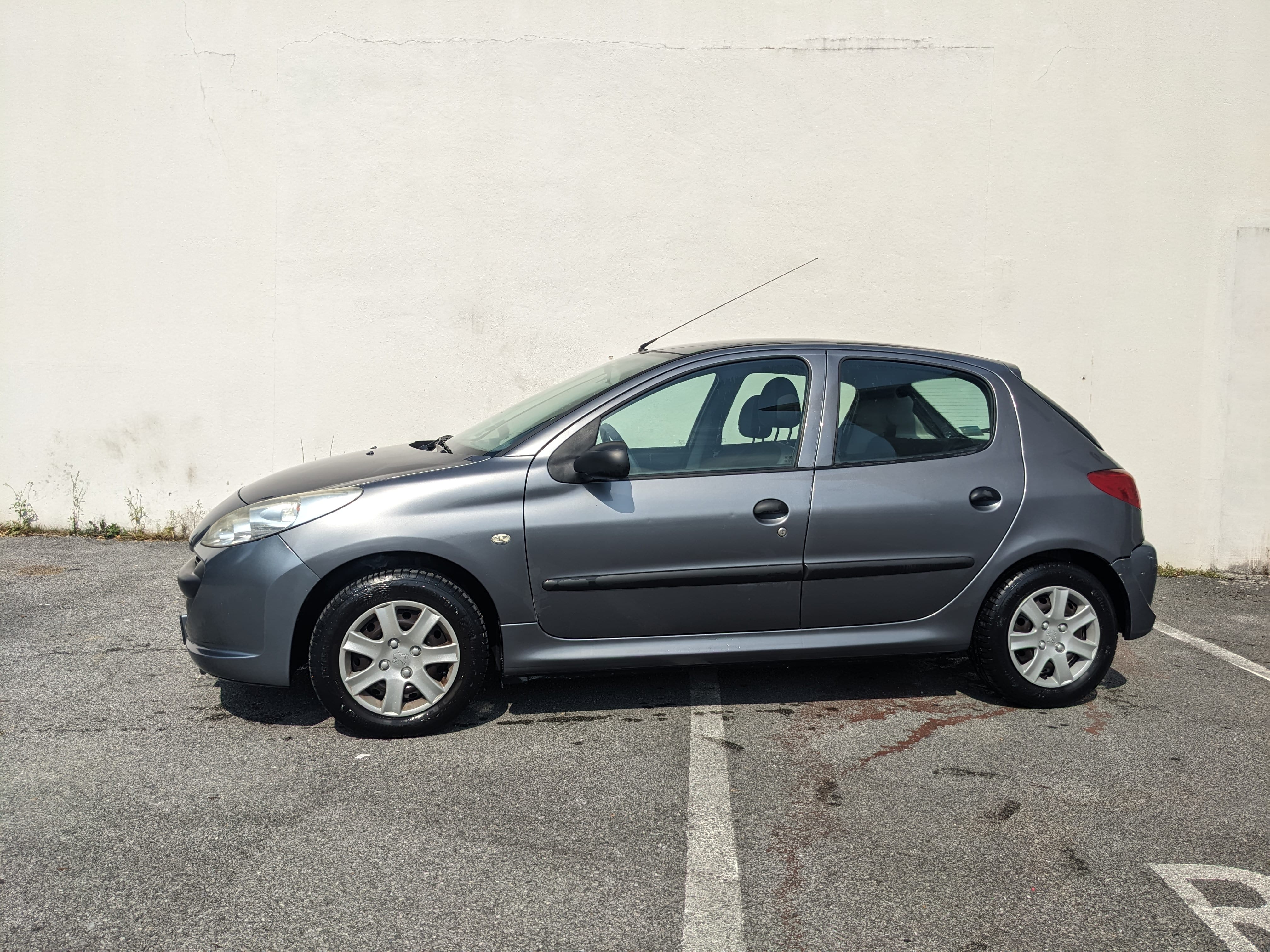 Peugeot 206+ avec Régulateur de vitesse