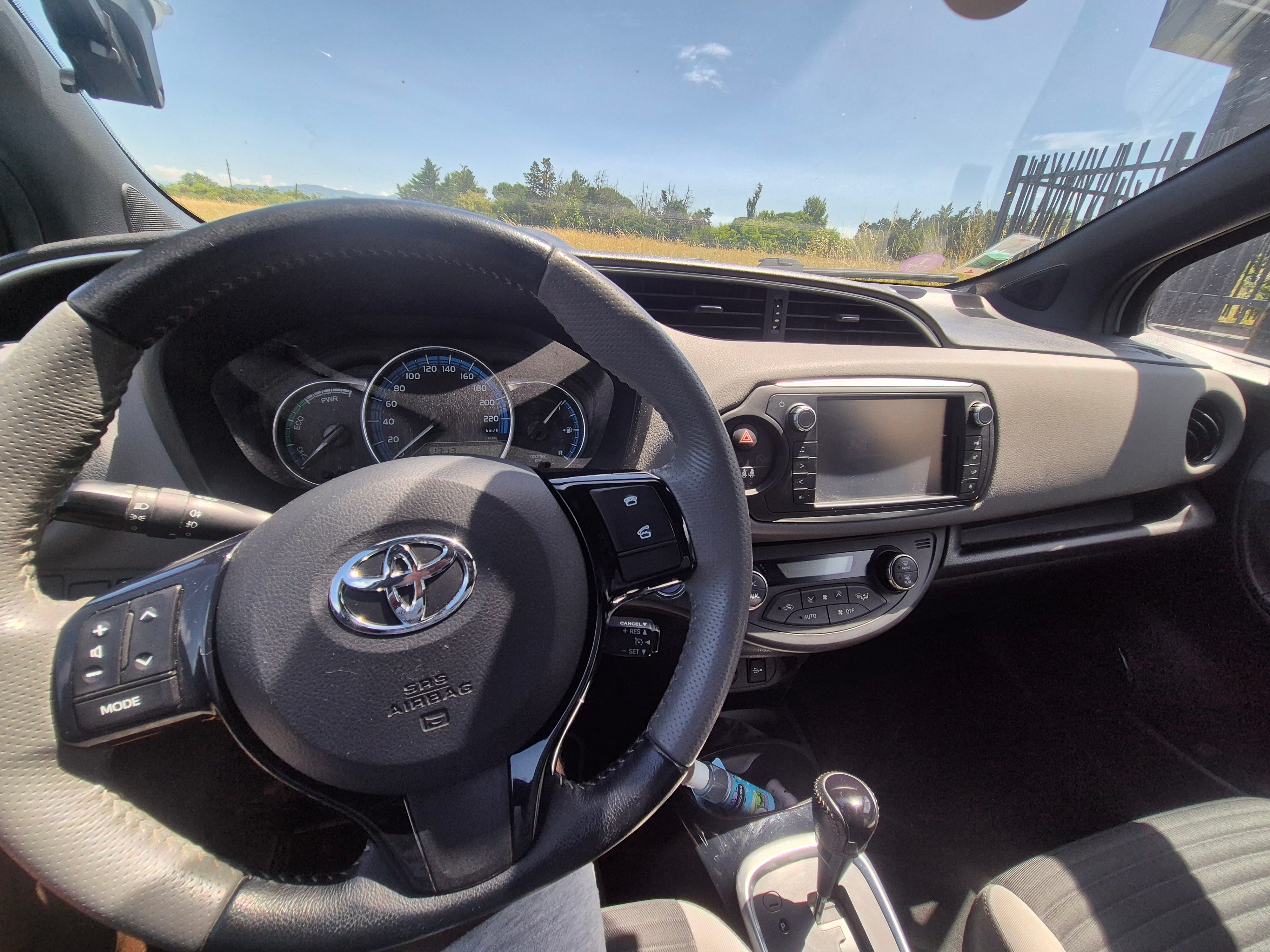 Toyota Yaris Hybride avec Régulateur de vitesse