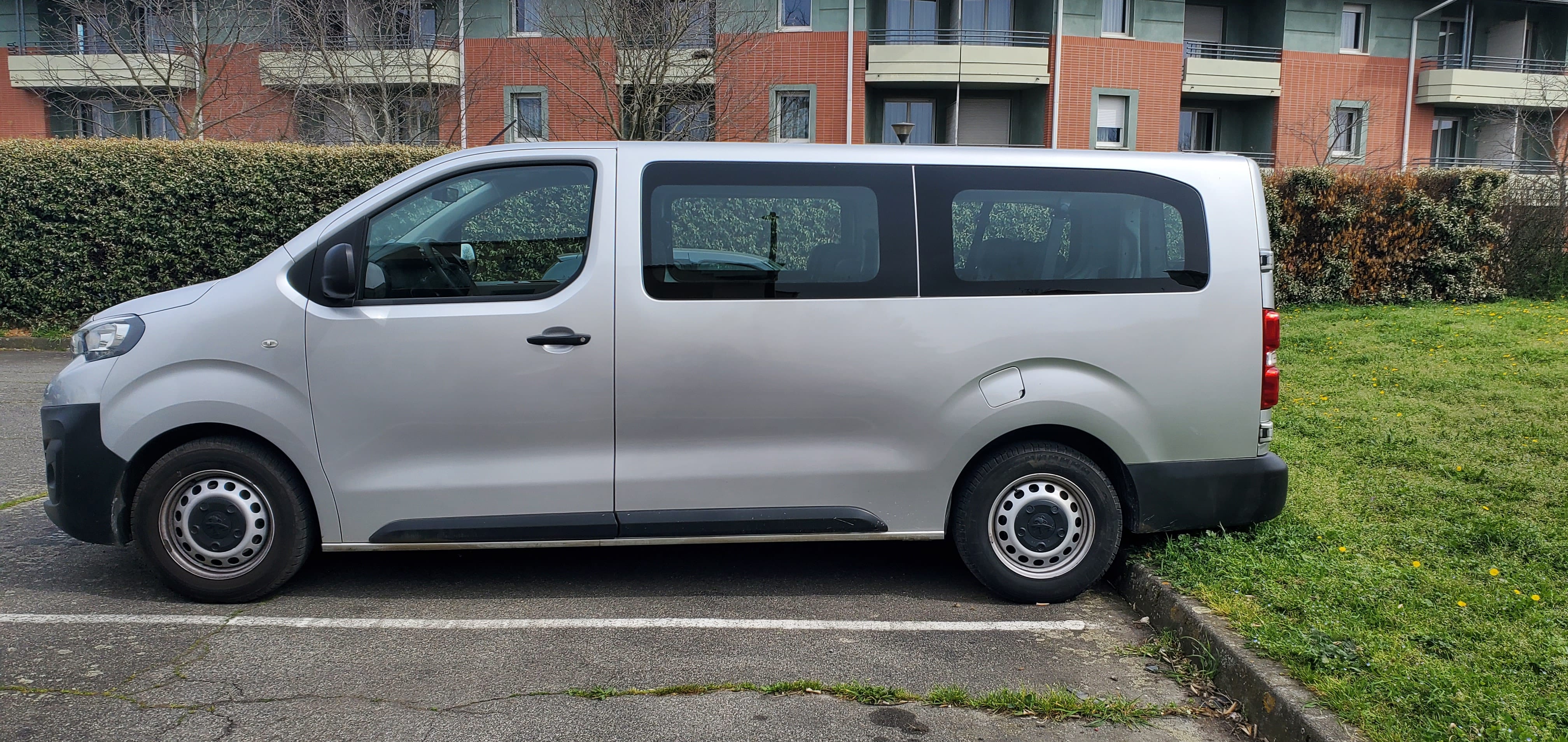 Peugeot Traveller  1.6 HDI Maxi Long L2H1 avec Climatisation