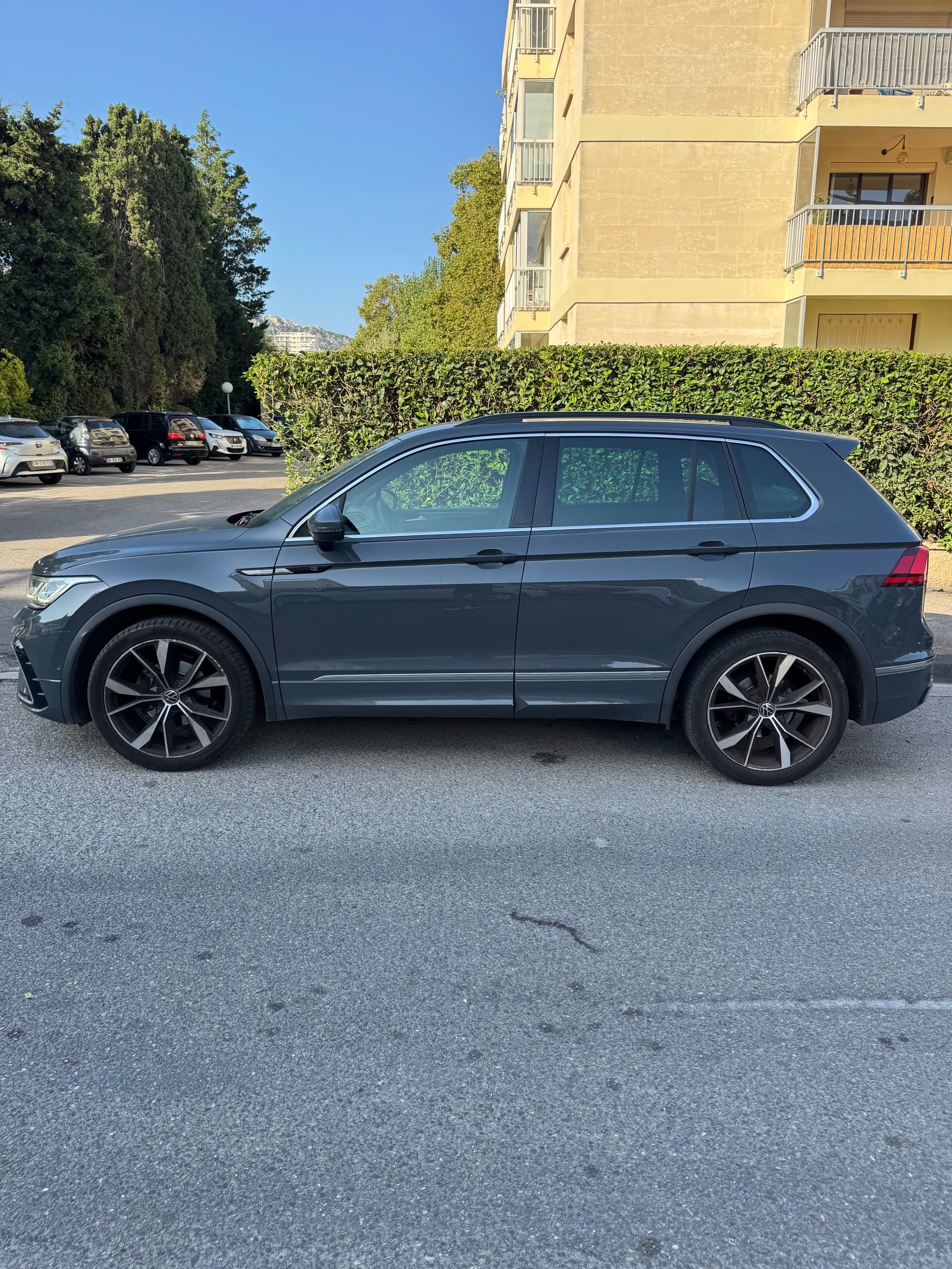 Volkswagen Tiguan with Air conditioning