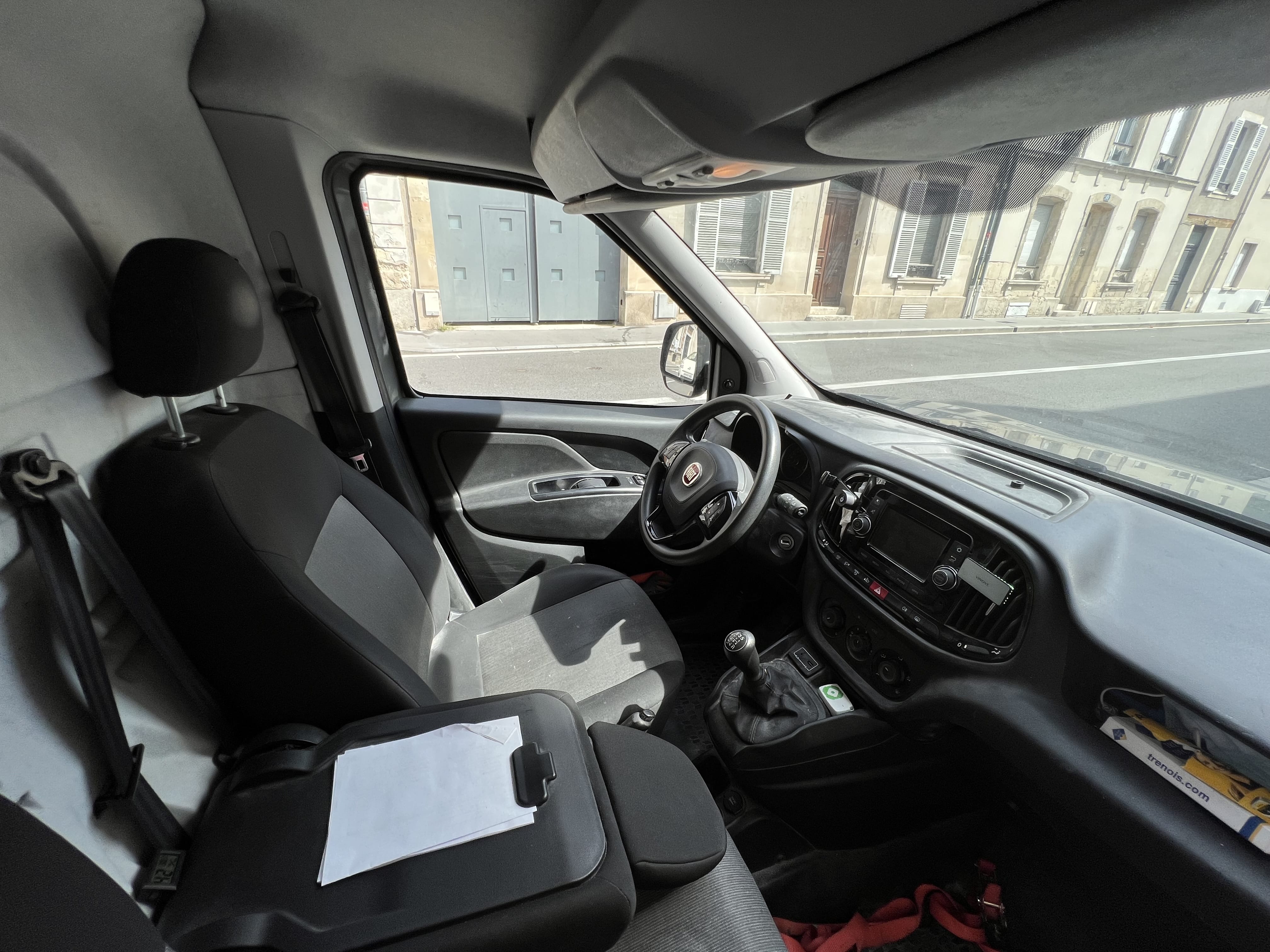 Fiat Doblo Cargo avec GPS