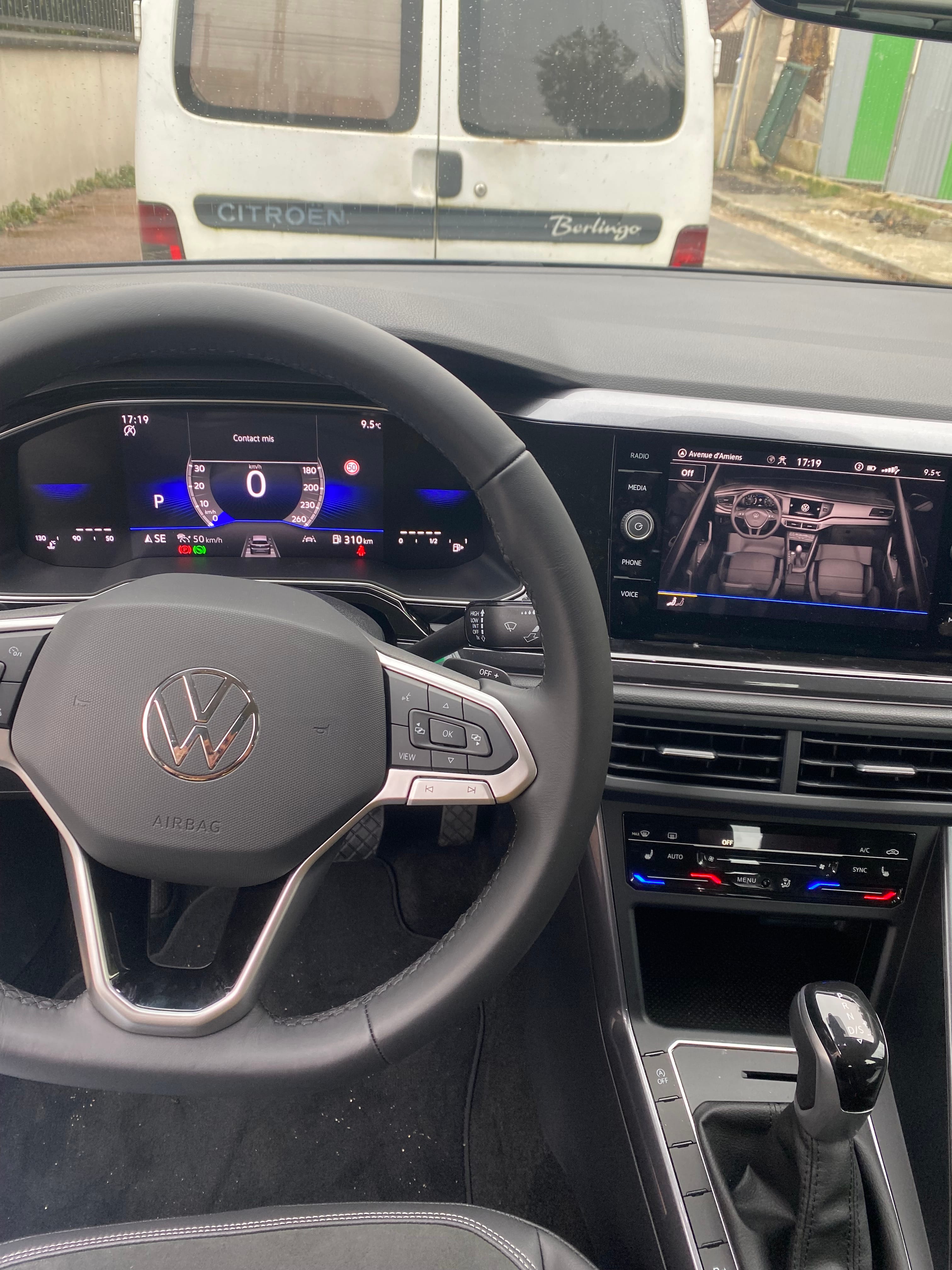 Volkswagen Polo avec GPS