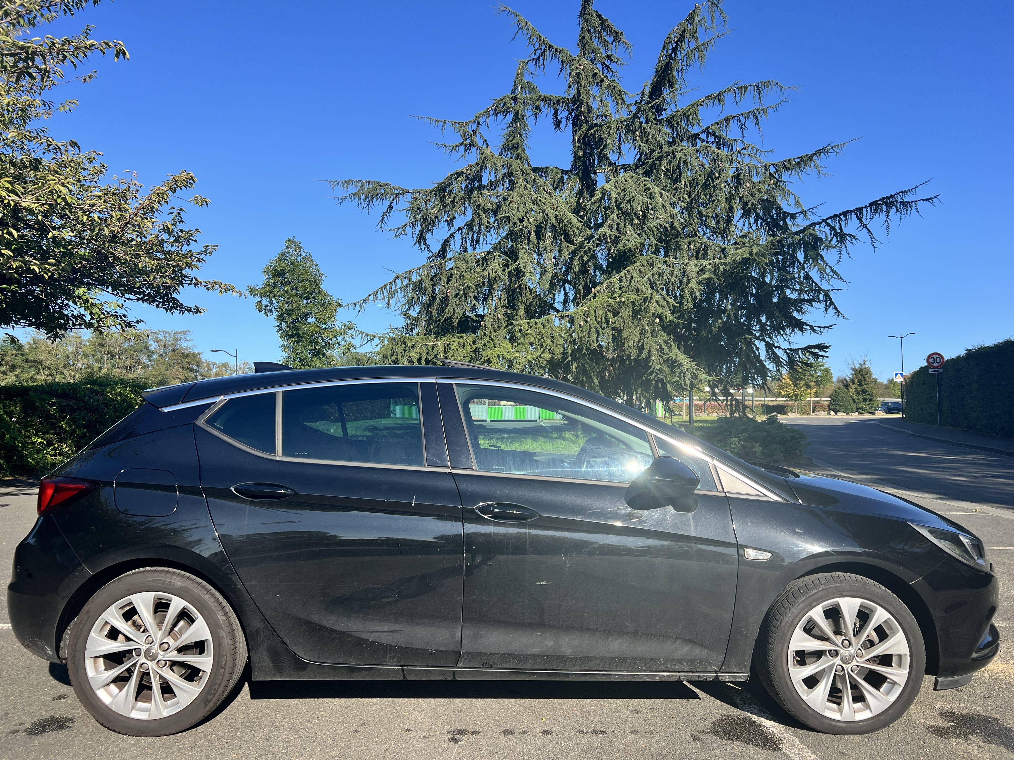 Opel Astra avec Climatisation