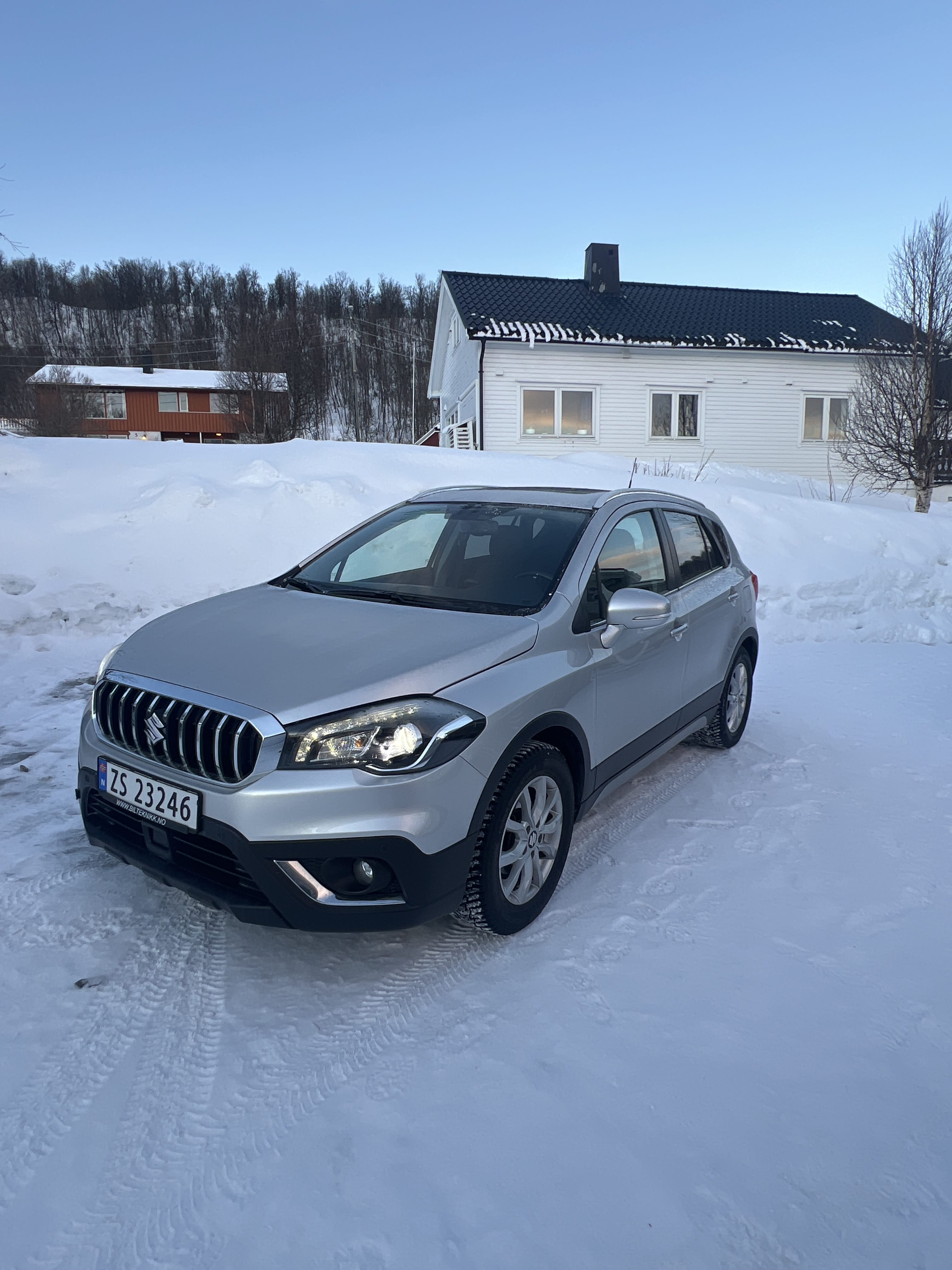 Suzuki SX4 S-Cross 4x4, automatic gear., 2017, Blyfri 95, automatique