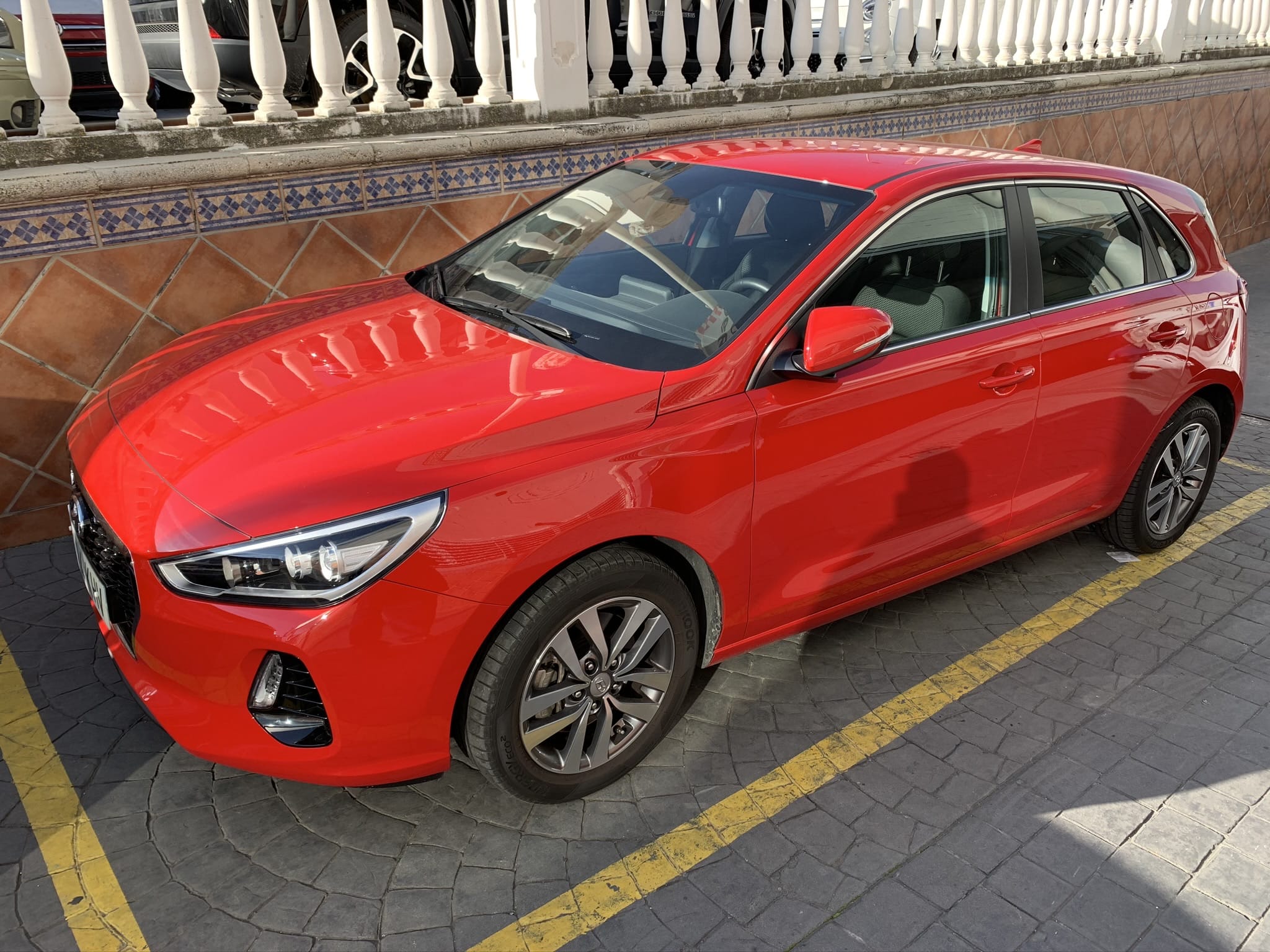 Hyundai i30 1.0 120CV Tecno Tech con Control de velocidad