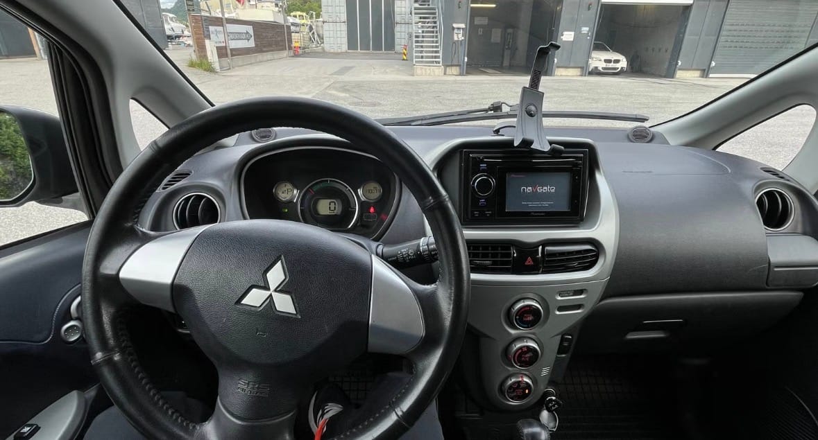 Mitsubishi i-Miev med Bluetooth audio