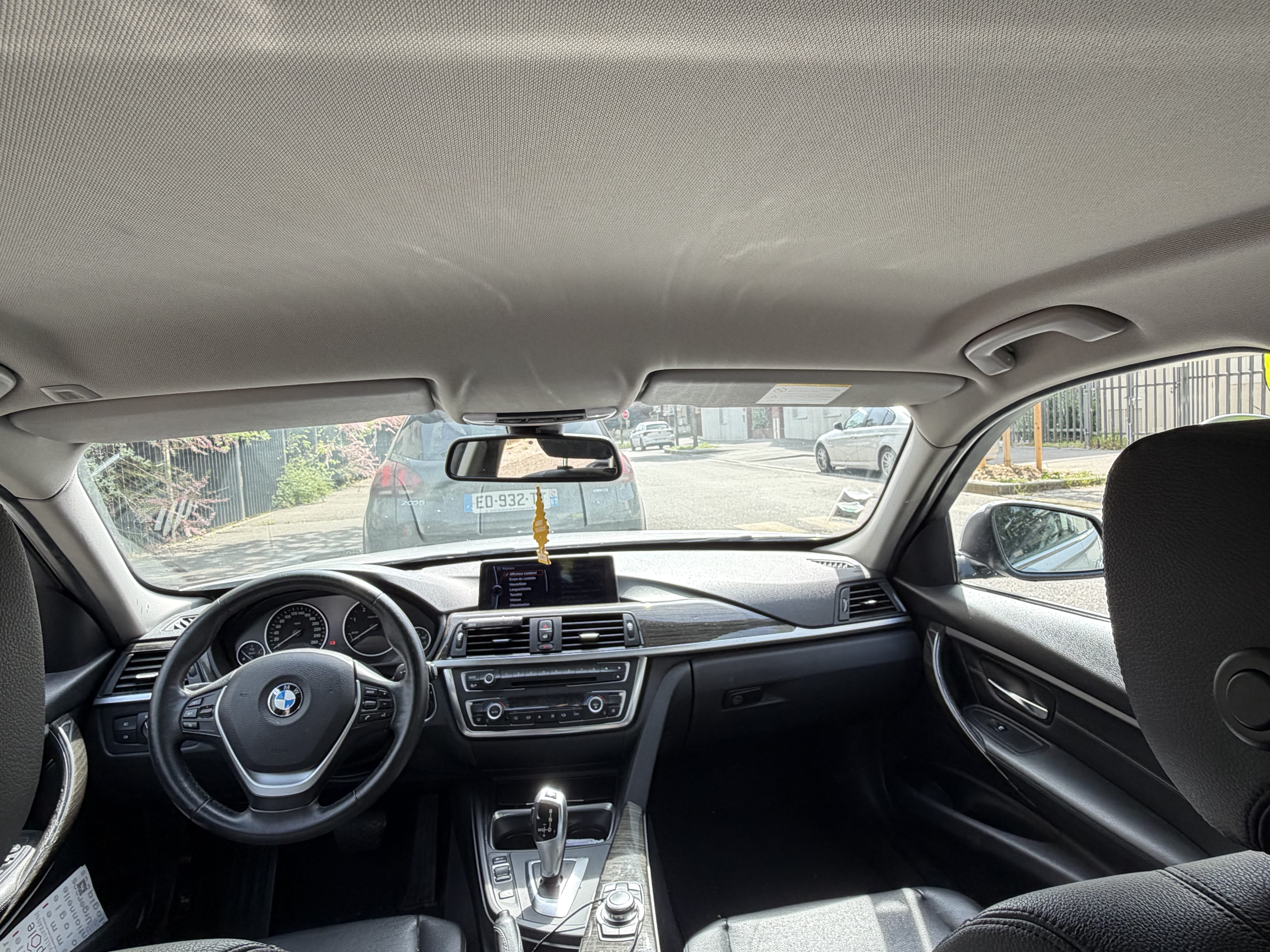 BMW Série 3 avec Régulateur de vitesse