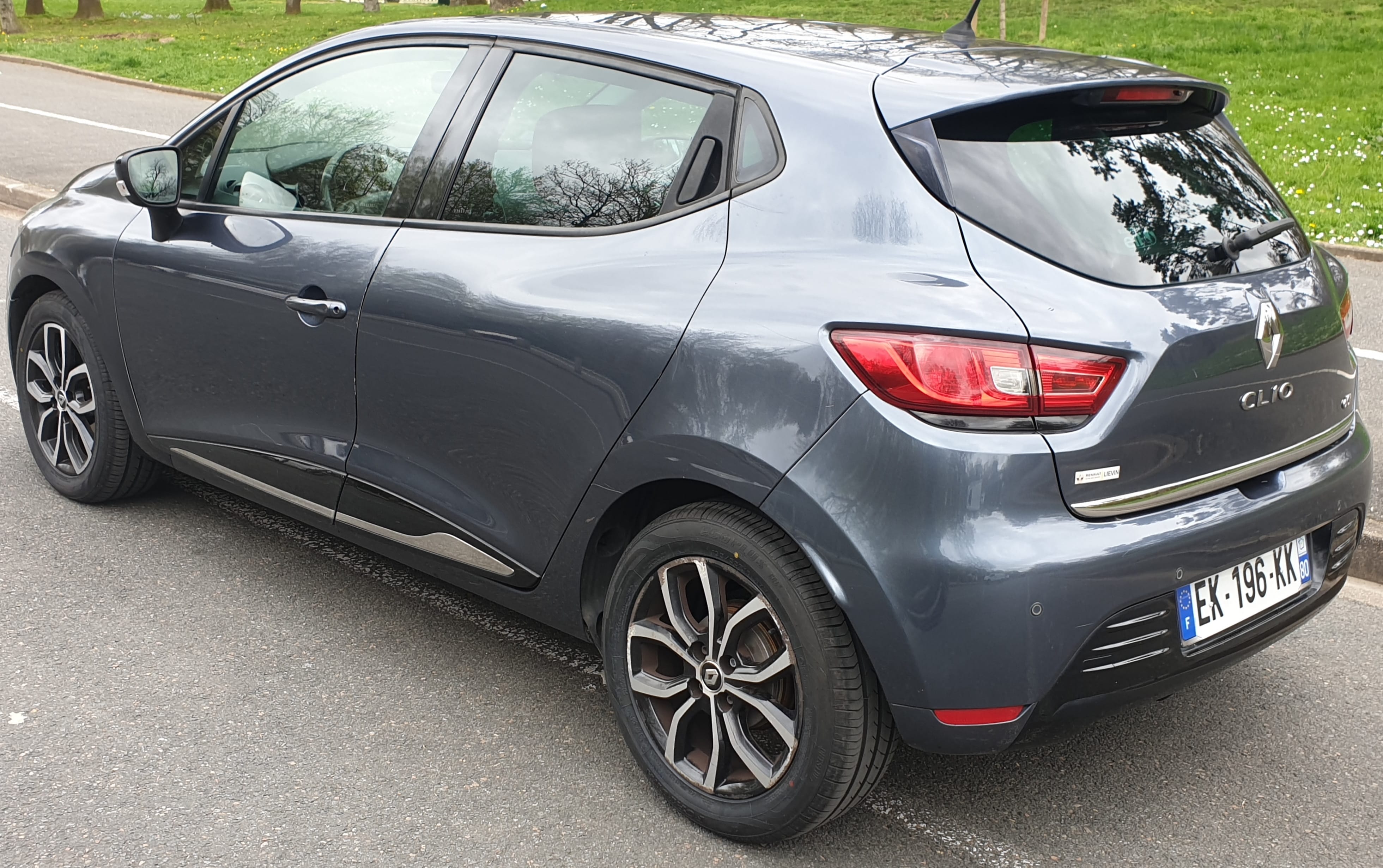 Renault Clio avec Régulateur de vitesse