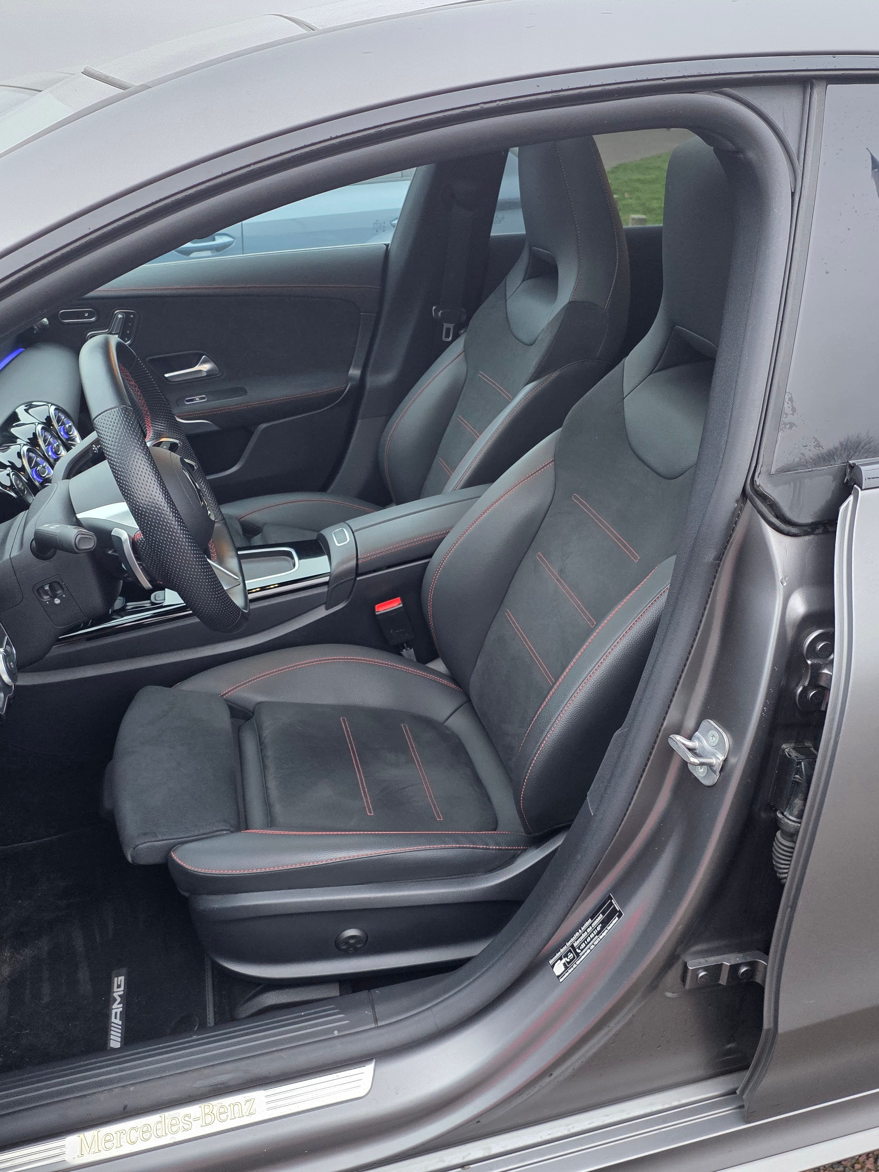 Mercedes-Benz Classe CLA 250 E avec Audio Bluetooth