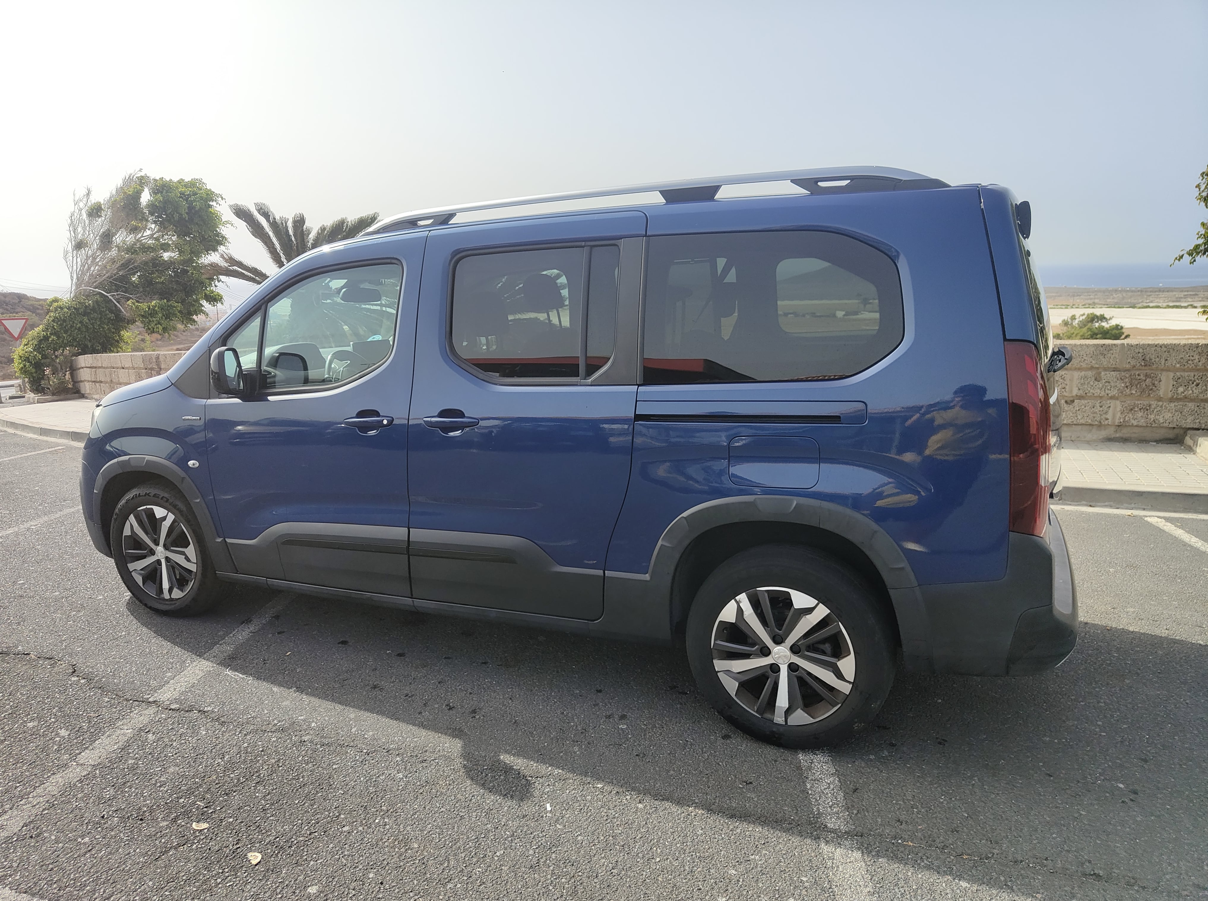 Peugeot Rifter con Aire acondicionado