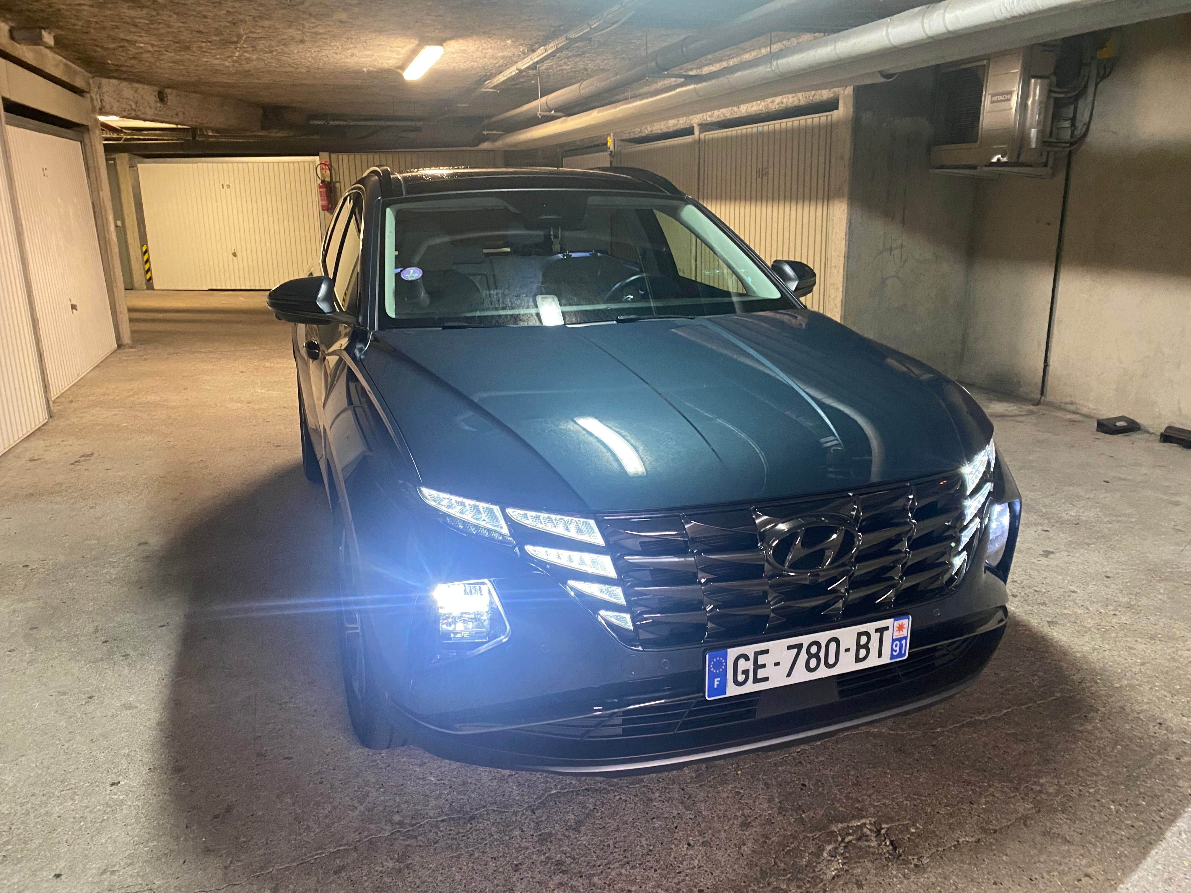 Hyundai Tucson Hybride, 2022, Essence 98 / Électrique (hybride), automatique