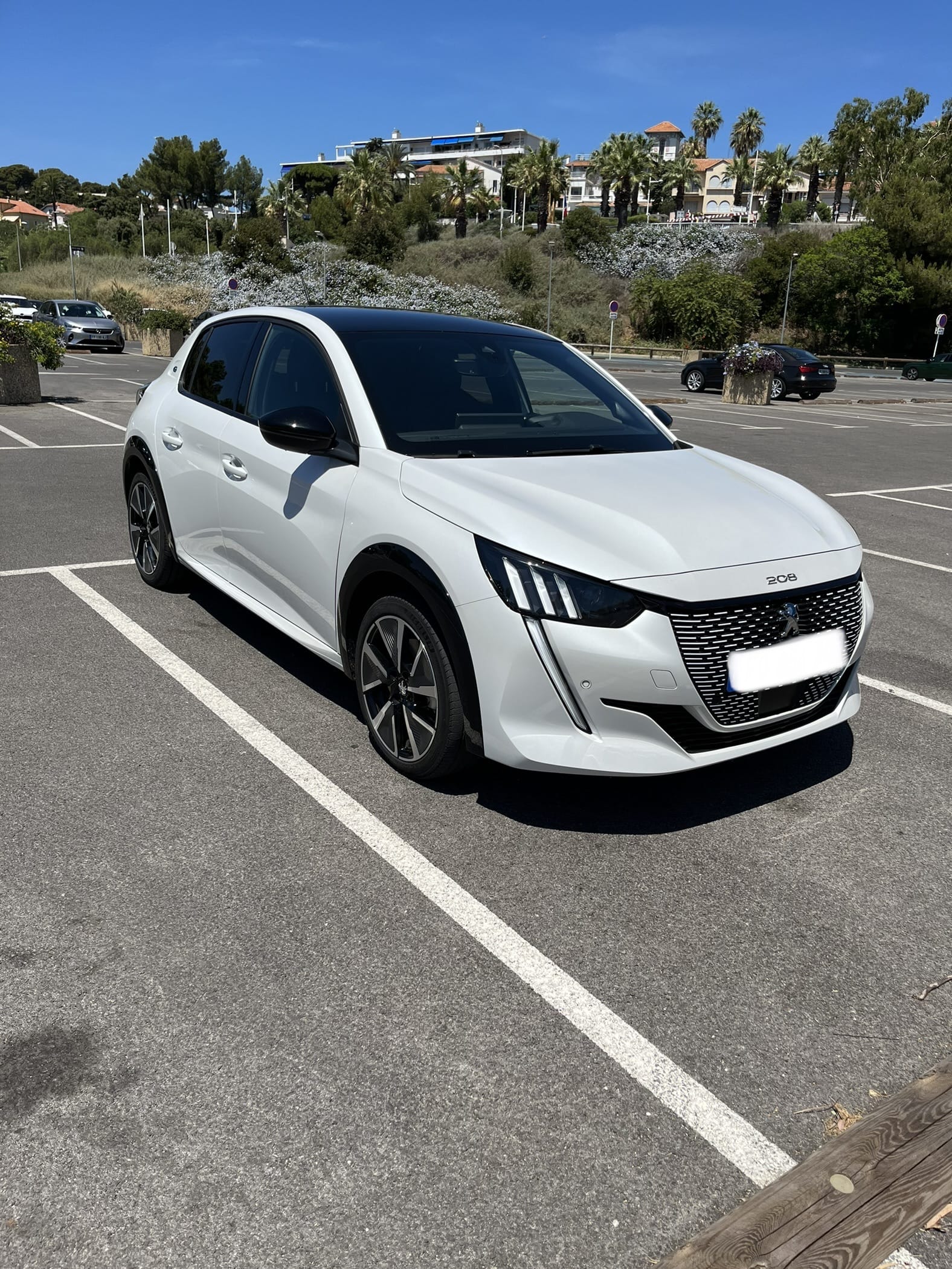 Peugeot 208, 2020, Électrique, automatique